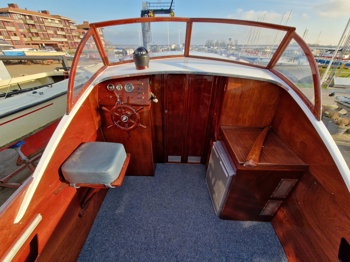 Portier Holiday 1955 – Gerestaureerde houten speedcruiser - Foto 2