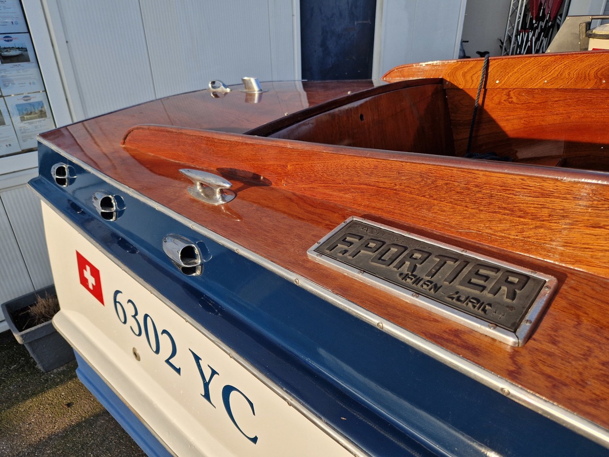 Portier Holiday 1955 – Gerestaureerde houten speedcruiser - Foto 11