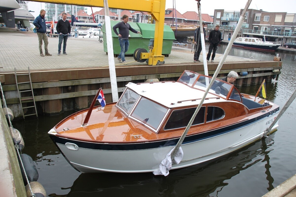 Portier Holiday 1955 – Gerestaureerde houten speedcruiser - Foto 14