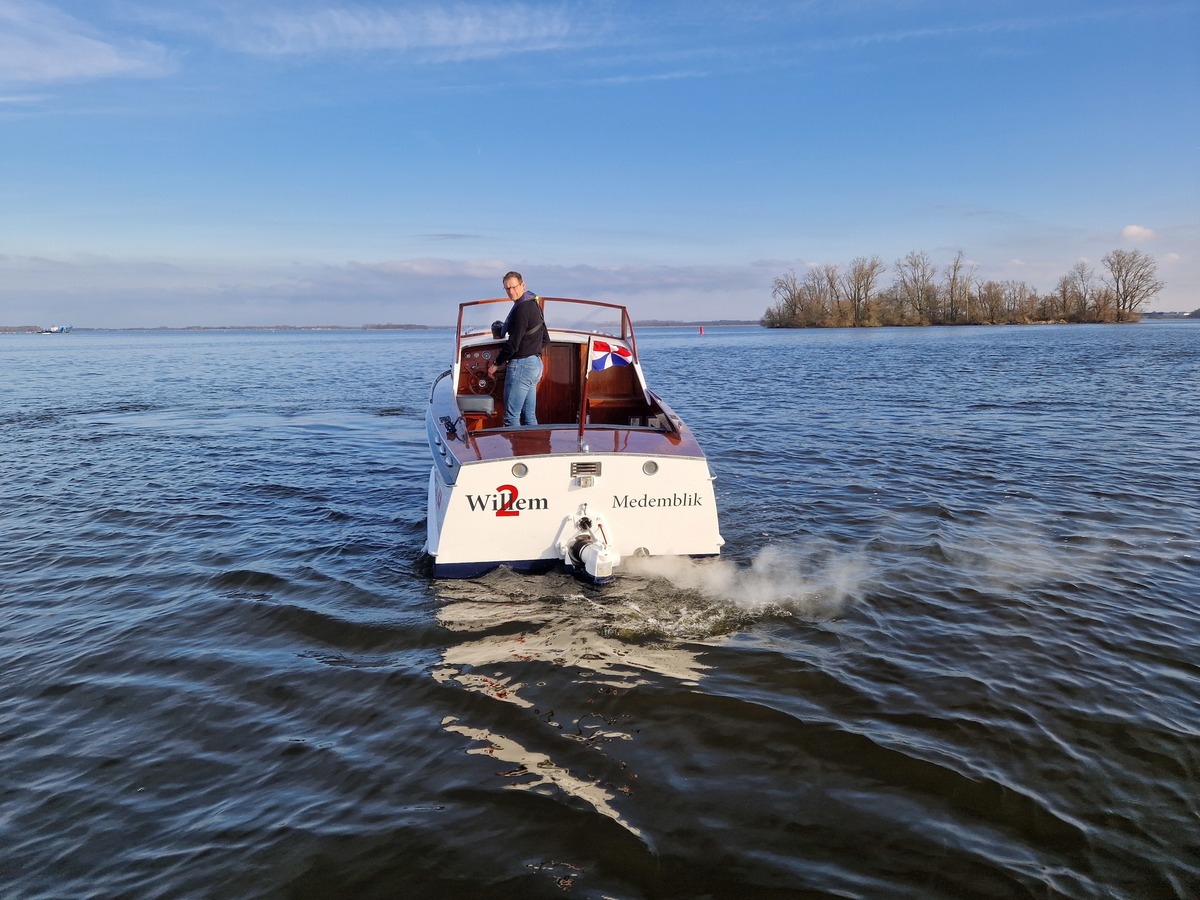 Portier Holiday 1955 – Gerestaureerde houten speedcruiser - Foto 15