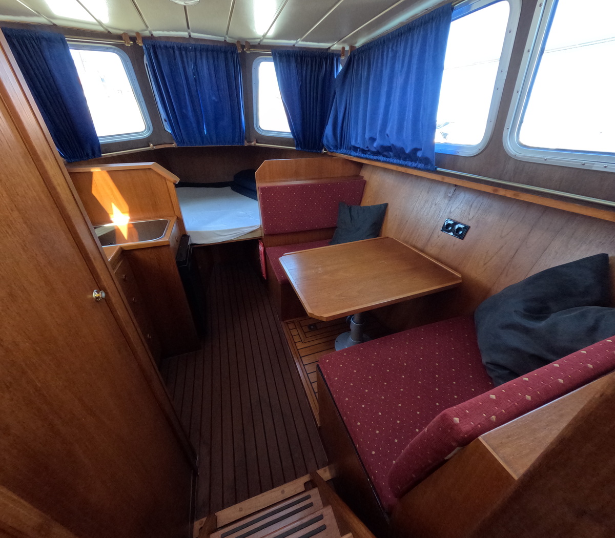 Beachcraft 850 Refit - Foto 4