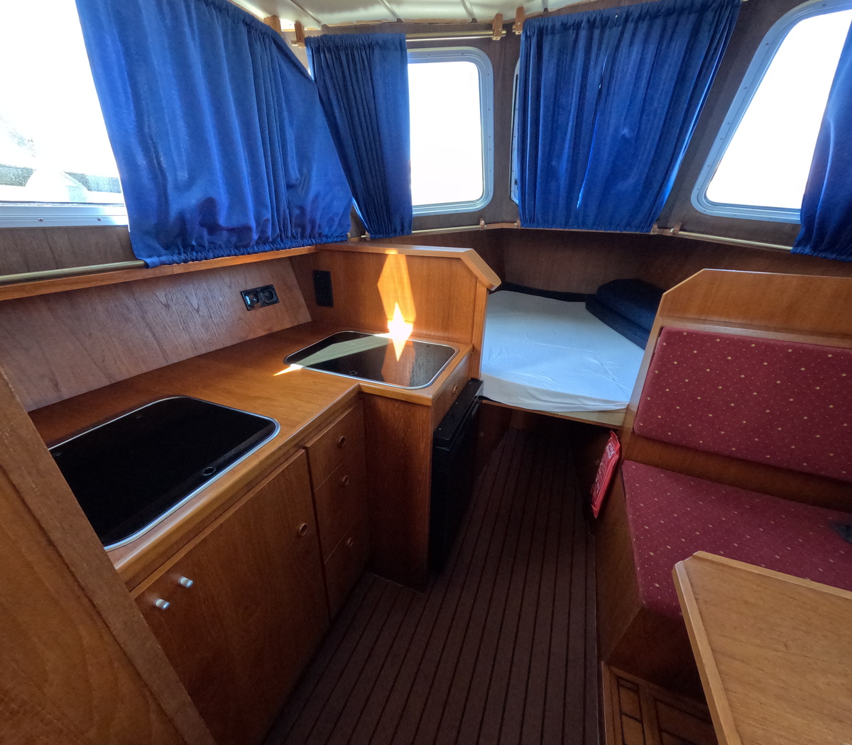 Beachcraft 850 1978 – stalen klassieke cruiser met refit - Foto 9