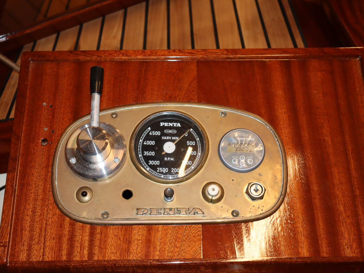 Storebro Solo 25 1962 – gerestaureerd met elektrische aandrijving - Foto 11