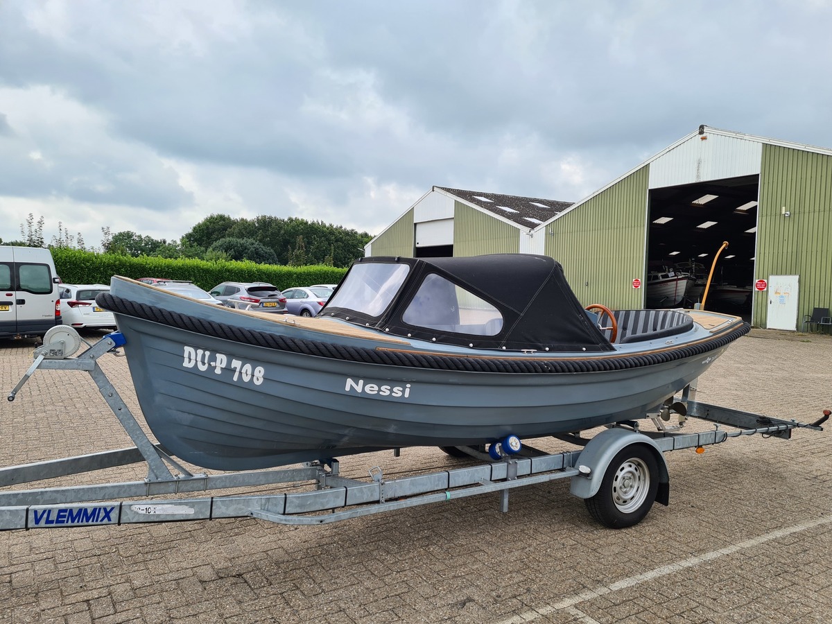 PuraVida 550 2013 – diesel sloep met trailer