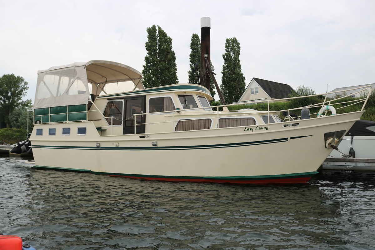 Fidego Kruiser 1100 1981 – stalen kajuitboot met 3 hutten - Foto 1