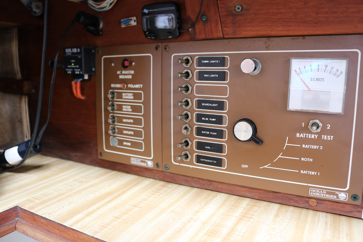 Cal 31 1979 – Océanganger met nieuwe Vetus motor - Foto 19