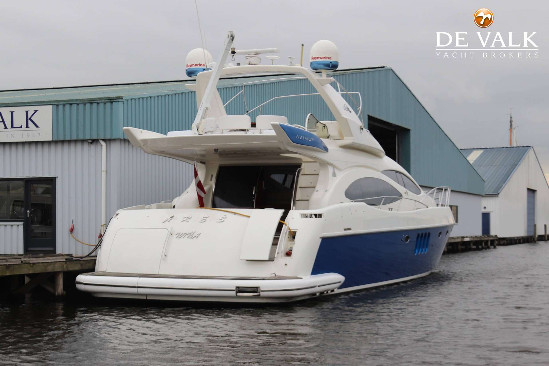 Azimut 68 Plus 2000 – snelle flybridge met 4 hutten - Foto 11