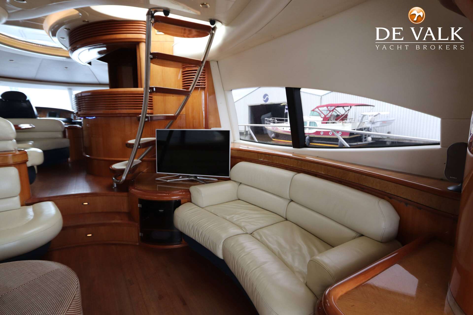 Azimut 68 Plus 2000 – snelle flybridge met 4 hutten - Foto 21