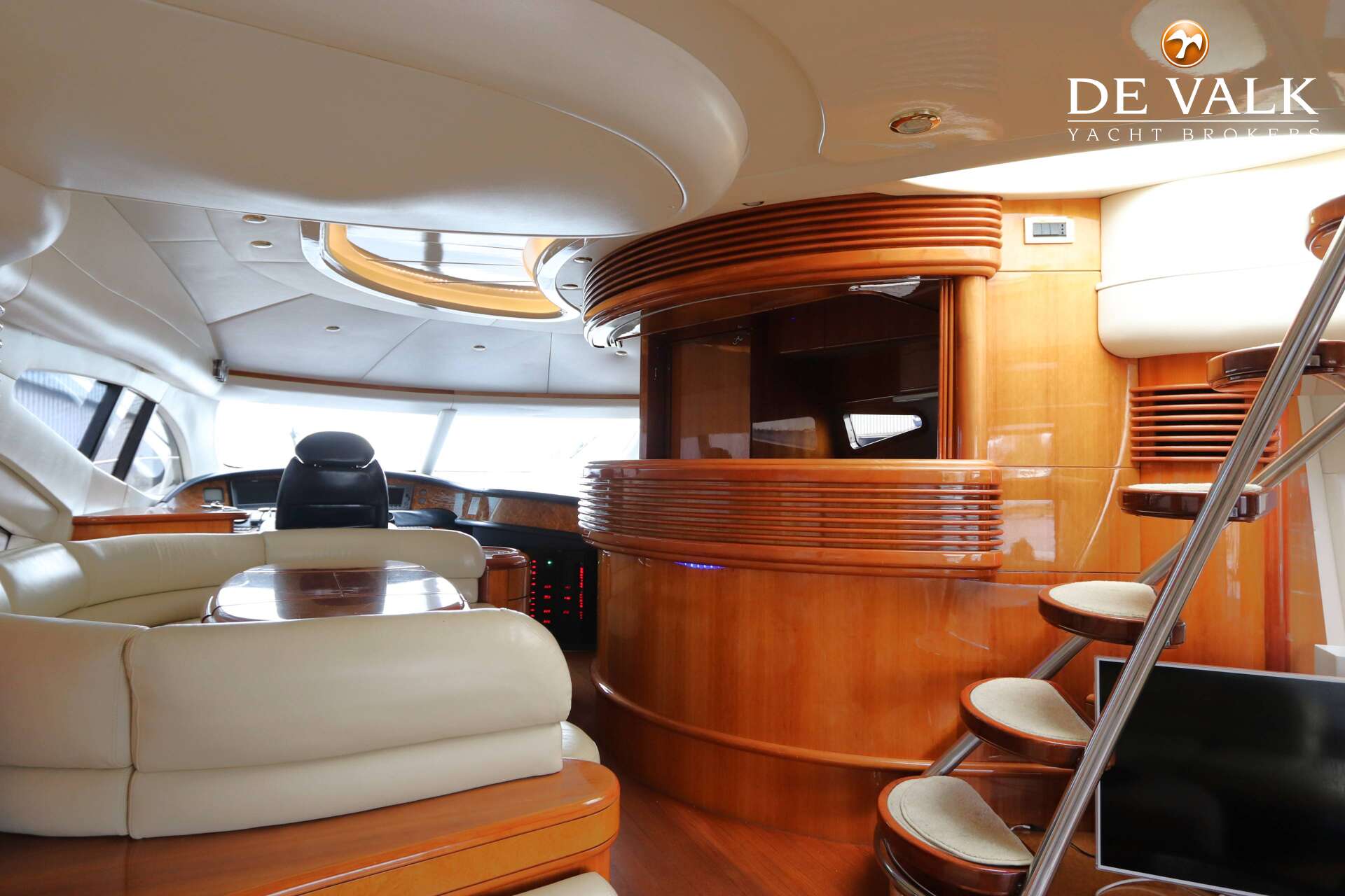 Azimut 68 Plus 2000 – snelle flybridge met 4 hutten - Foto 23