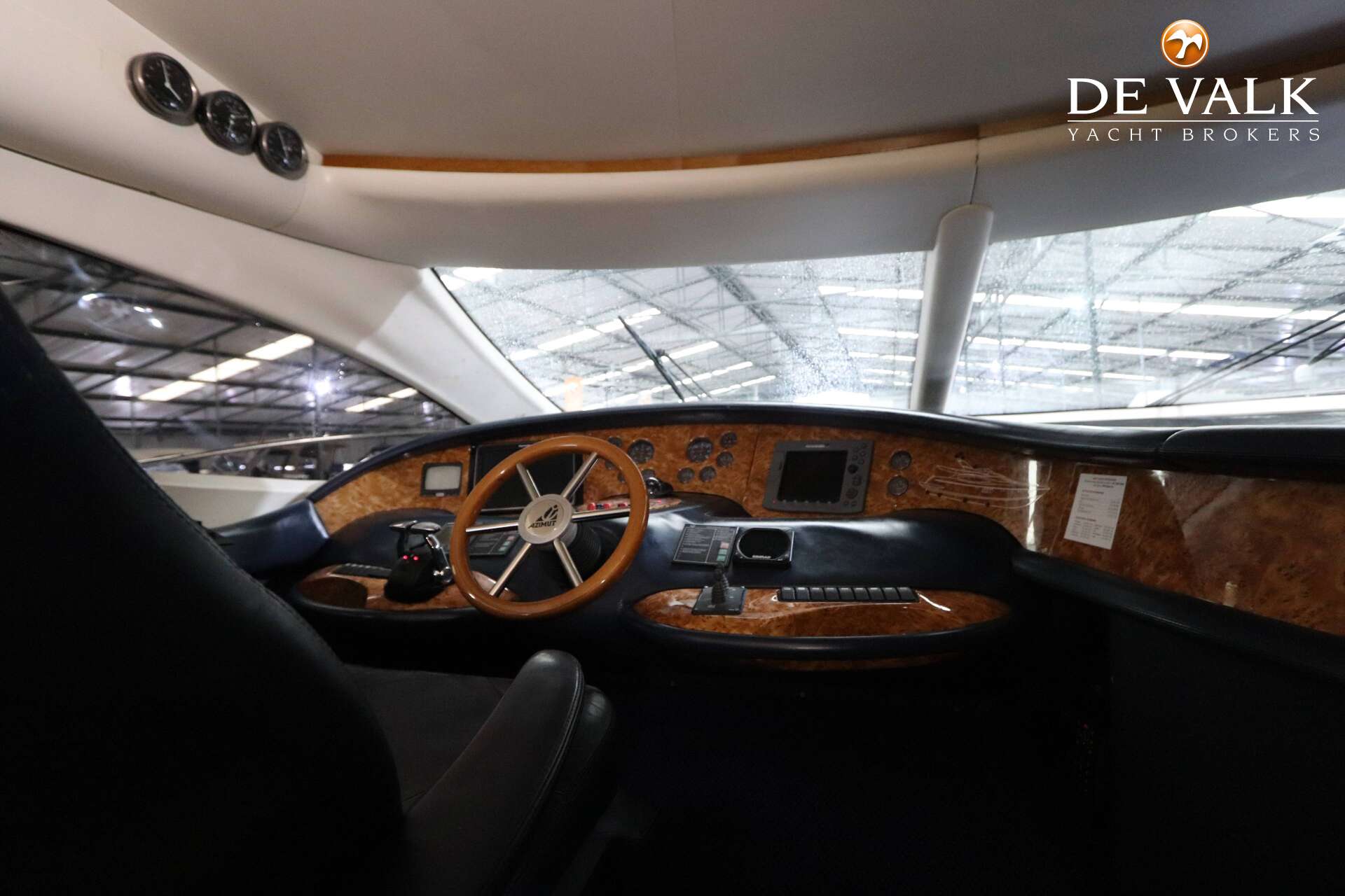 Azimut 68 Plus 2000 – snelle flybridge met 4 hutten - Foto 27