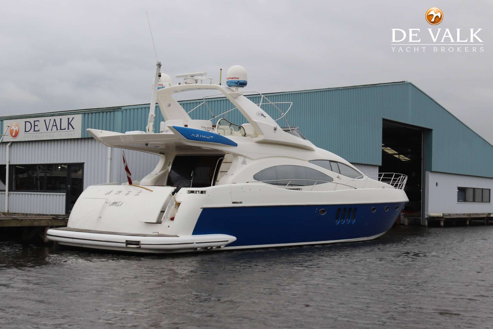 Azimut 68 Plus 2000 – snelle flybridge met 4 hutten - Foto 7