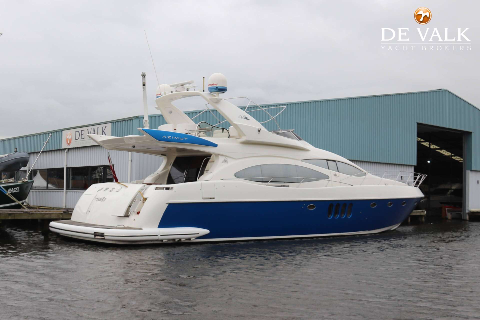 Azimut 68 Plus 2000 – snelle flybridge met 4 hutten - Foto 9