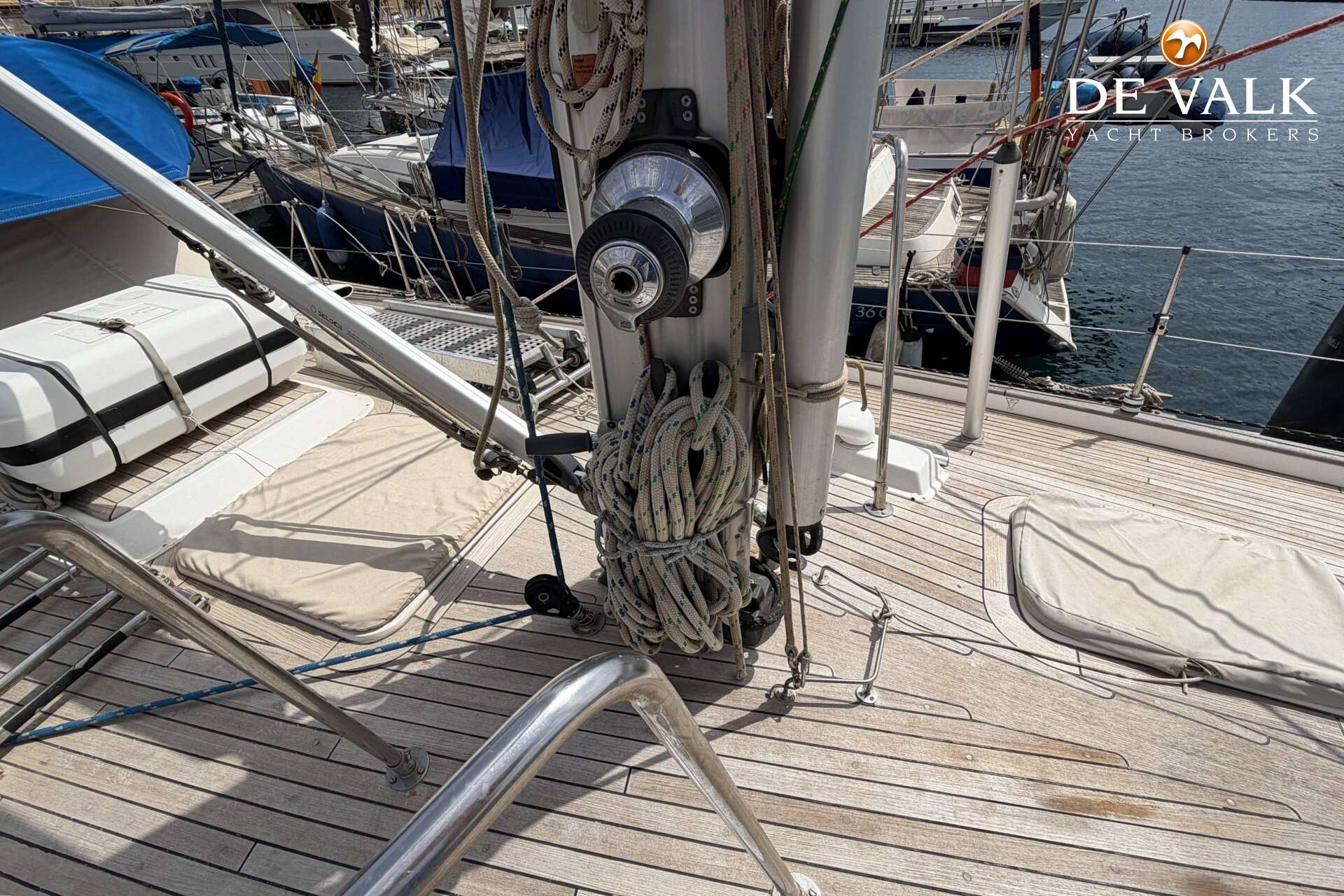 Hallberg Rassy 46 2004 – Bluewater cruiser met Frers-ontwerp - Foto 11