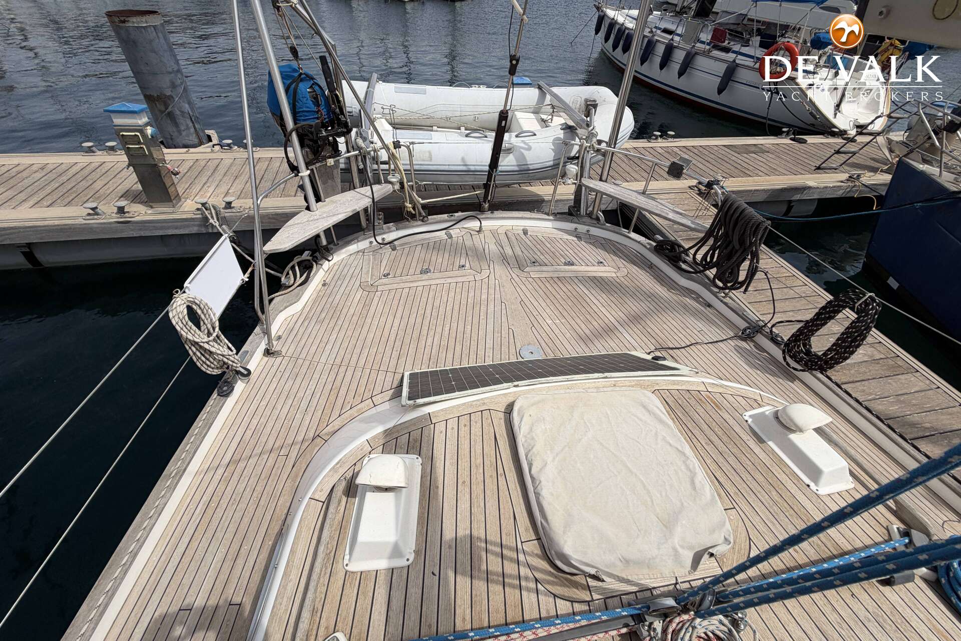 Hallberg Rassy 46 2004 – Bluewater cruiser met Frers-ontwerp - Foto 17