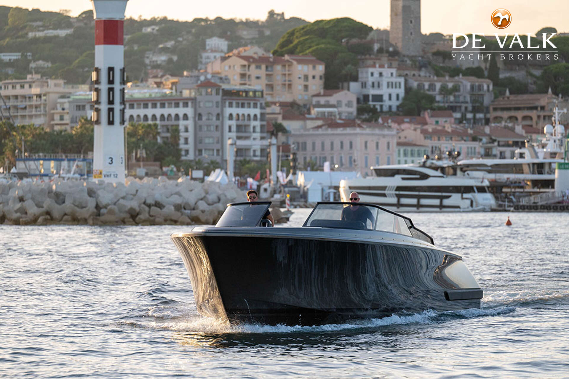 Reborn 38 Bowrider - Foto 3