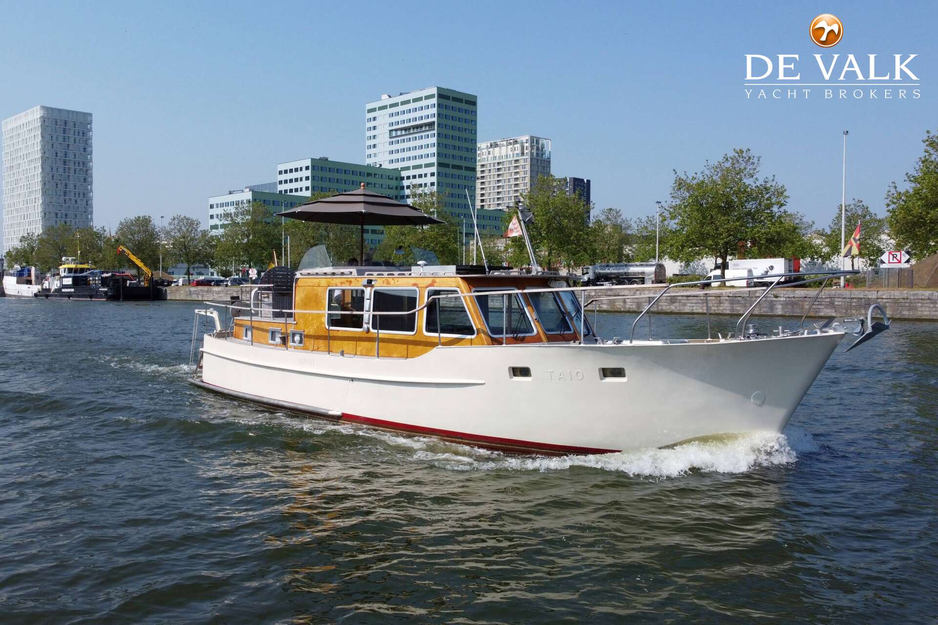 Van Garsse Bakdekkruiser 12.80