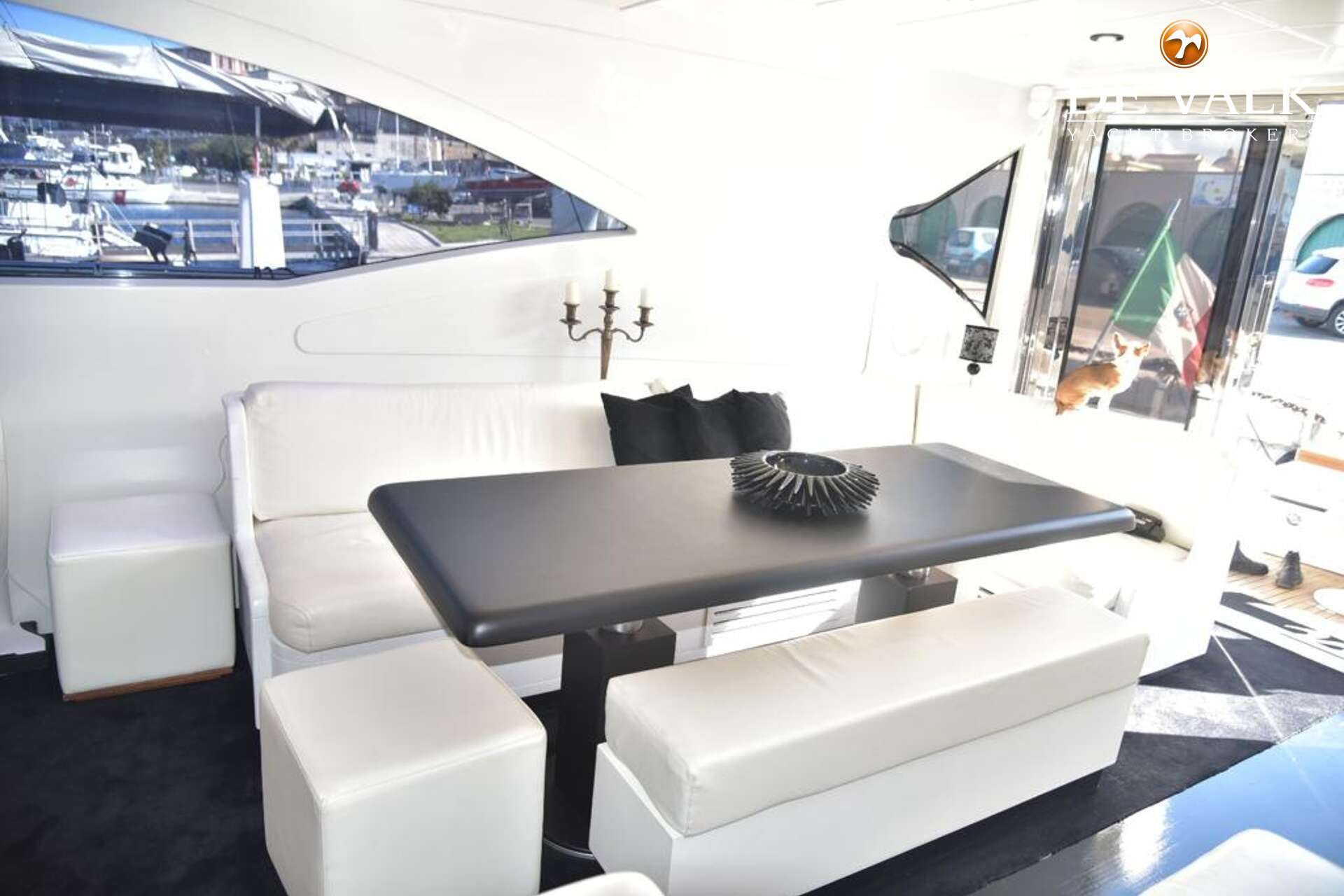 Mangusta 72 - Foto 12