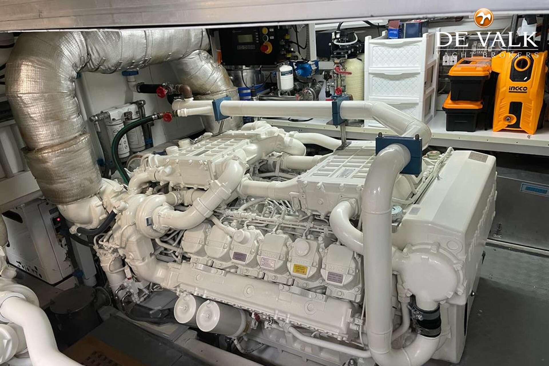 Mangusta 72 - Foto 27