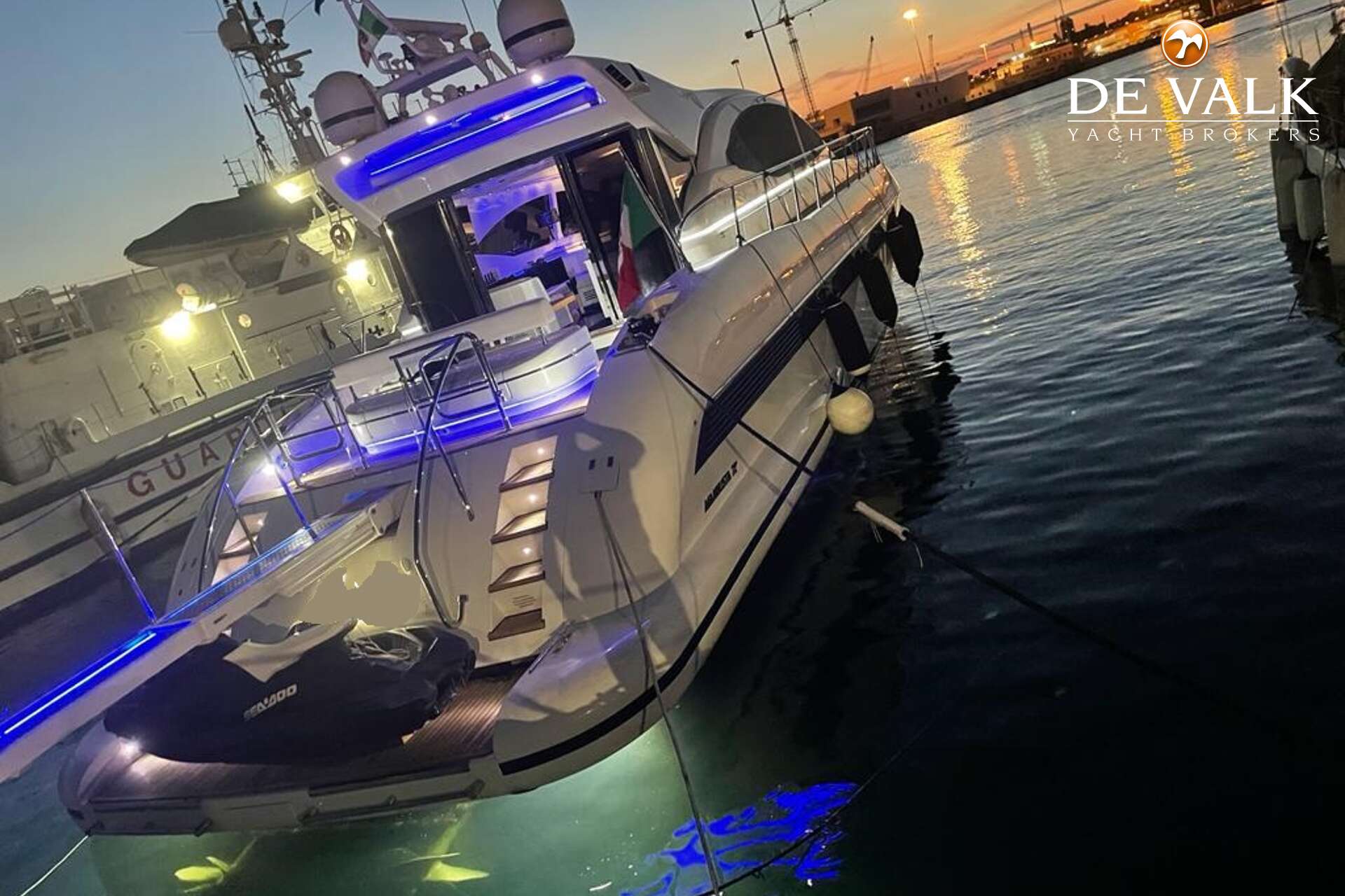 Mangusta 72 - Foto 6