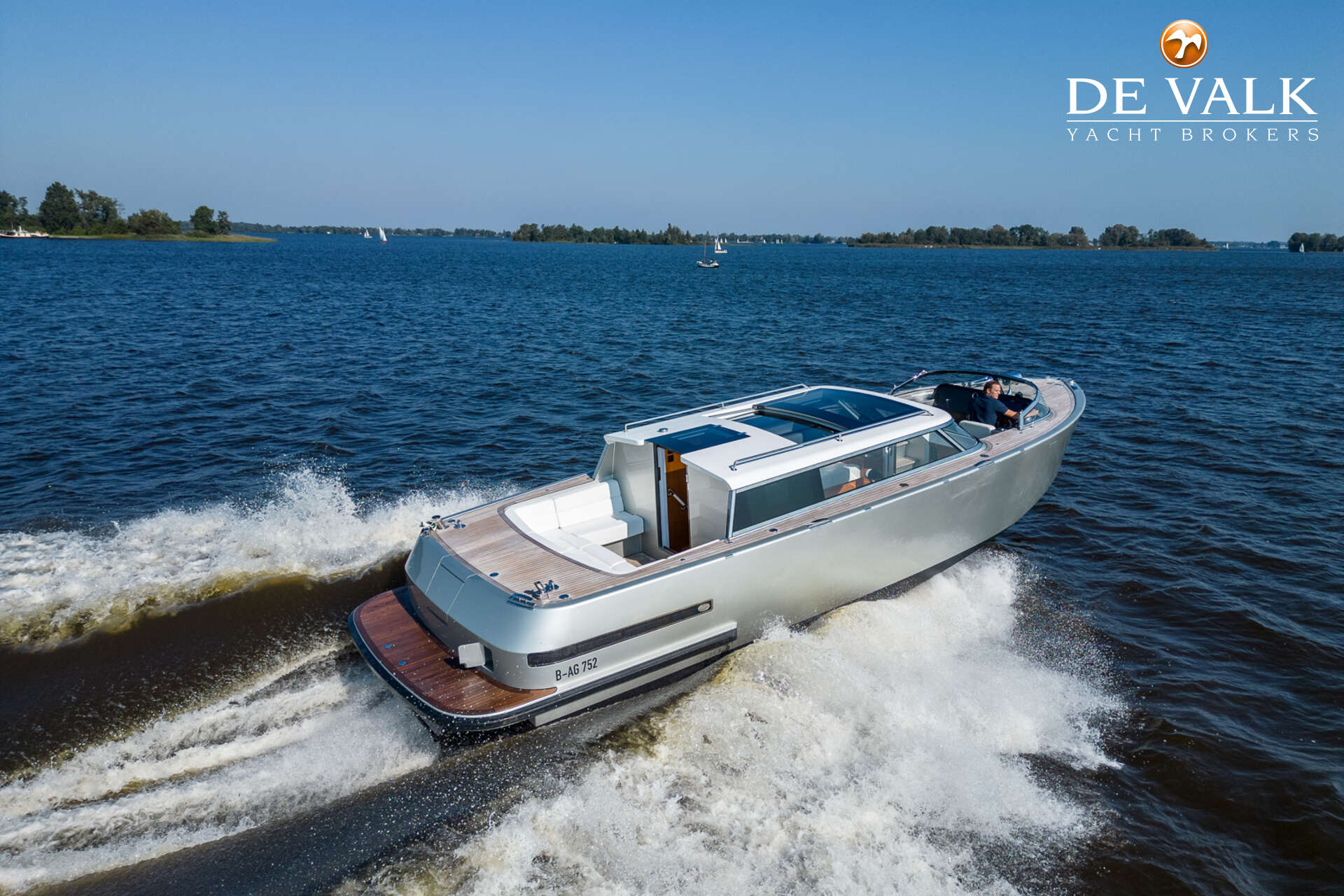 Custom Reliant X40T 2019 – Limousine Tender met 38 knopen - Foto 2
