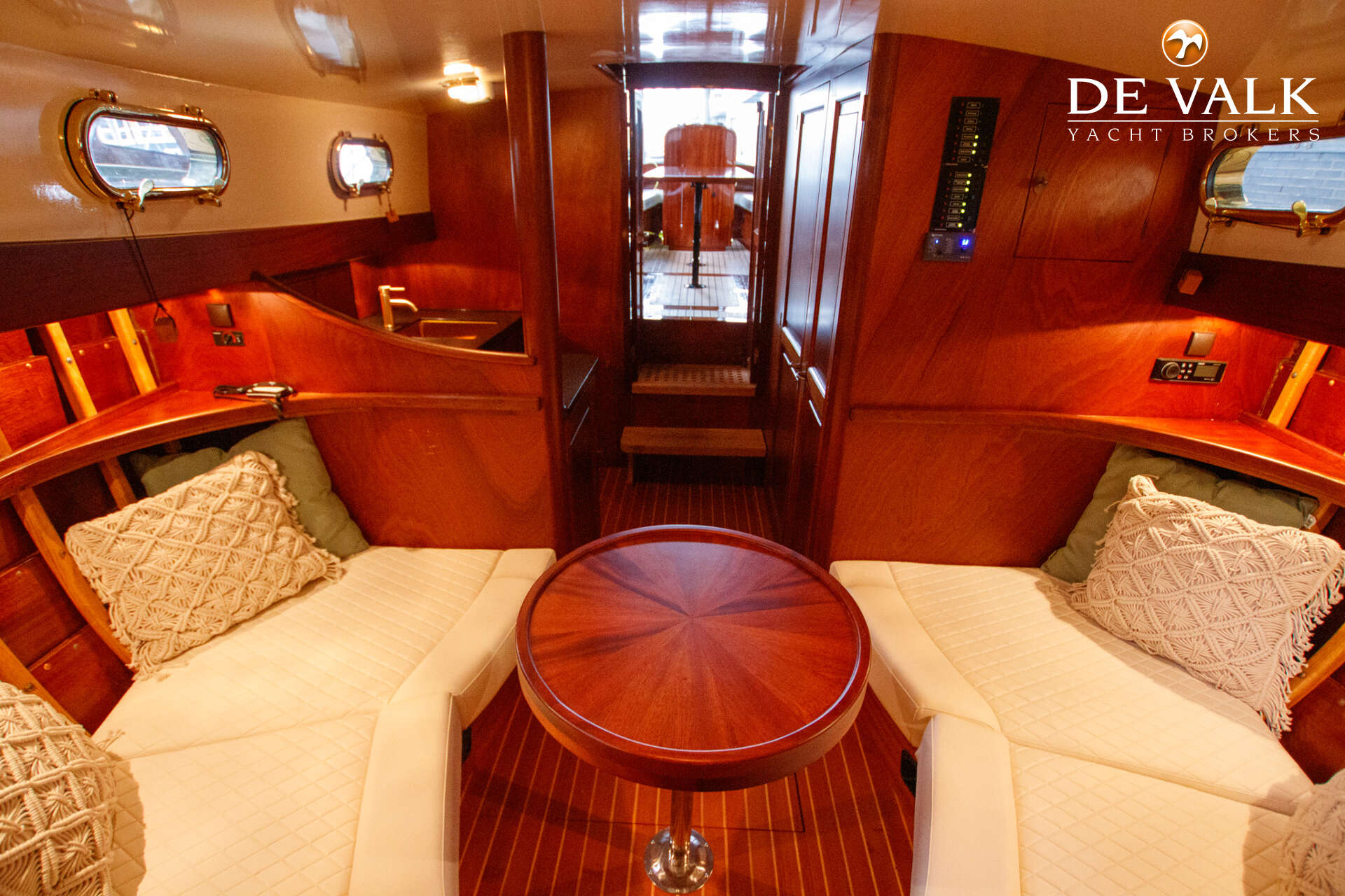 Mogano Special 1100 2000 – Mahonie met complete refit 2023 - Foto 24