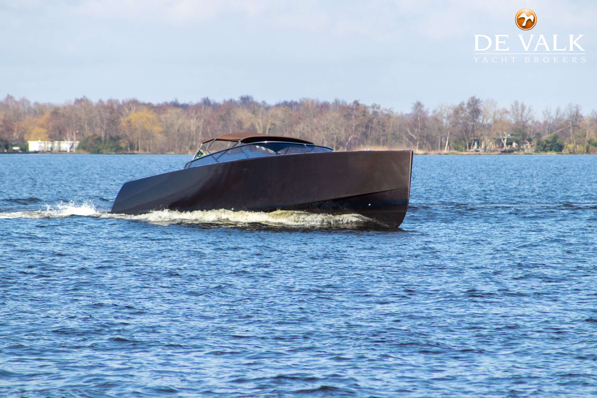 VanDutch 40 2009 – minimalistisch design met cruisepotentie - Foto 12