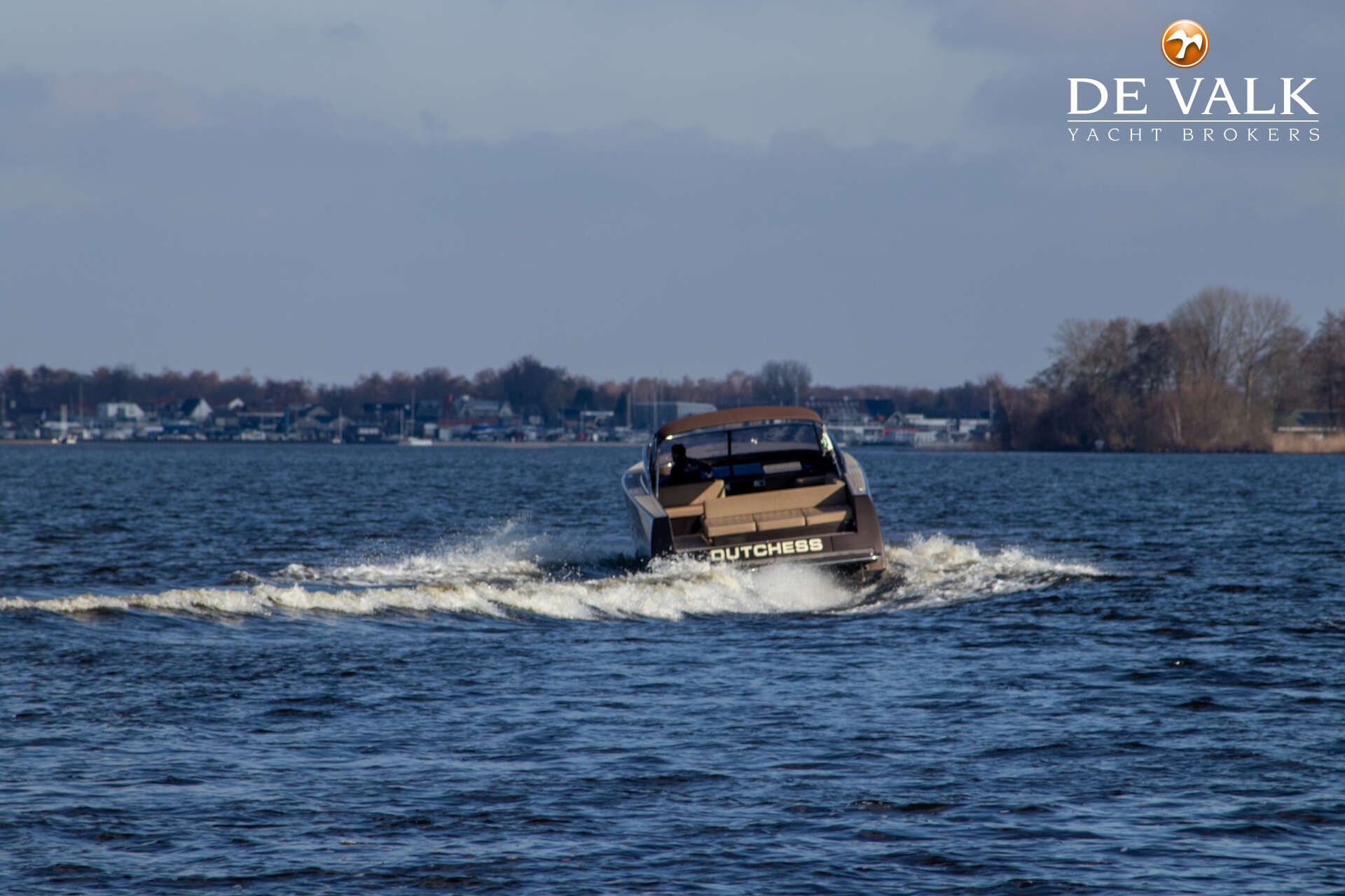 VanDutch 40 2009 – minimalistisch design met cruisepotentie - Foto 13