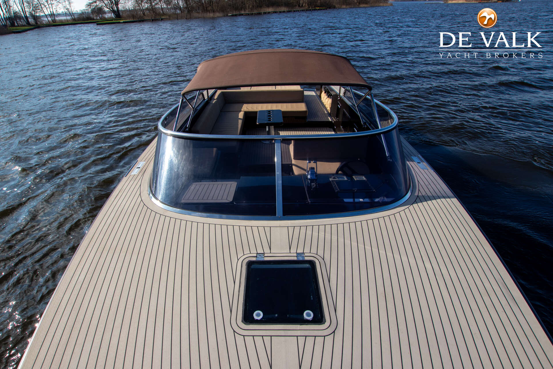 VanDutch 40 2009 – minimalistisch design met cruisepotentie - Foto 16
