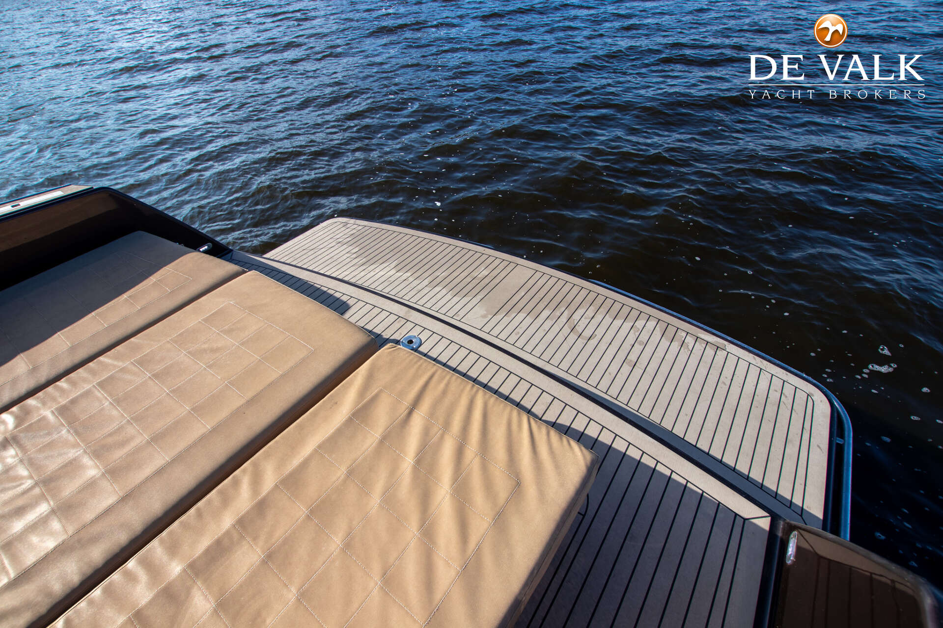 VanDutch 40 2009 – minimalistisch design met cruisepotentie - Foto 22