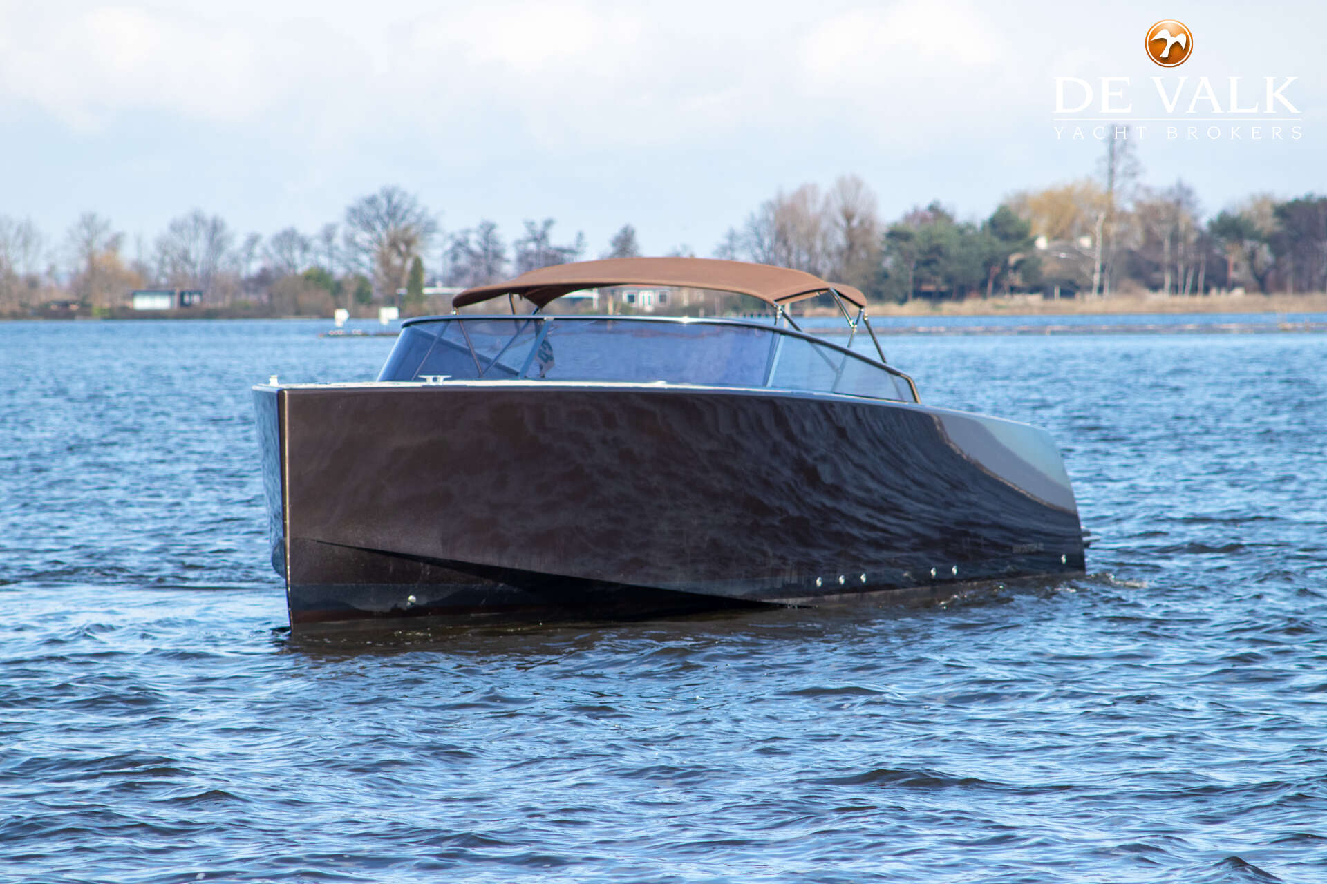 VanDutch 40 2009 – minimalistisch design met cruisepotentie - Foto 8