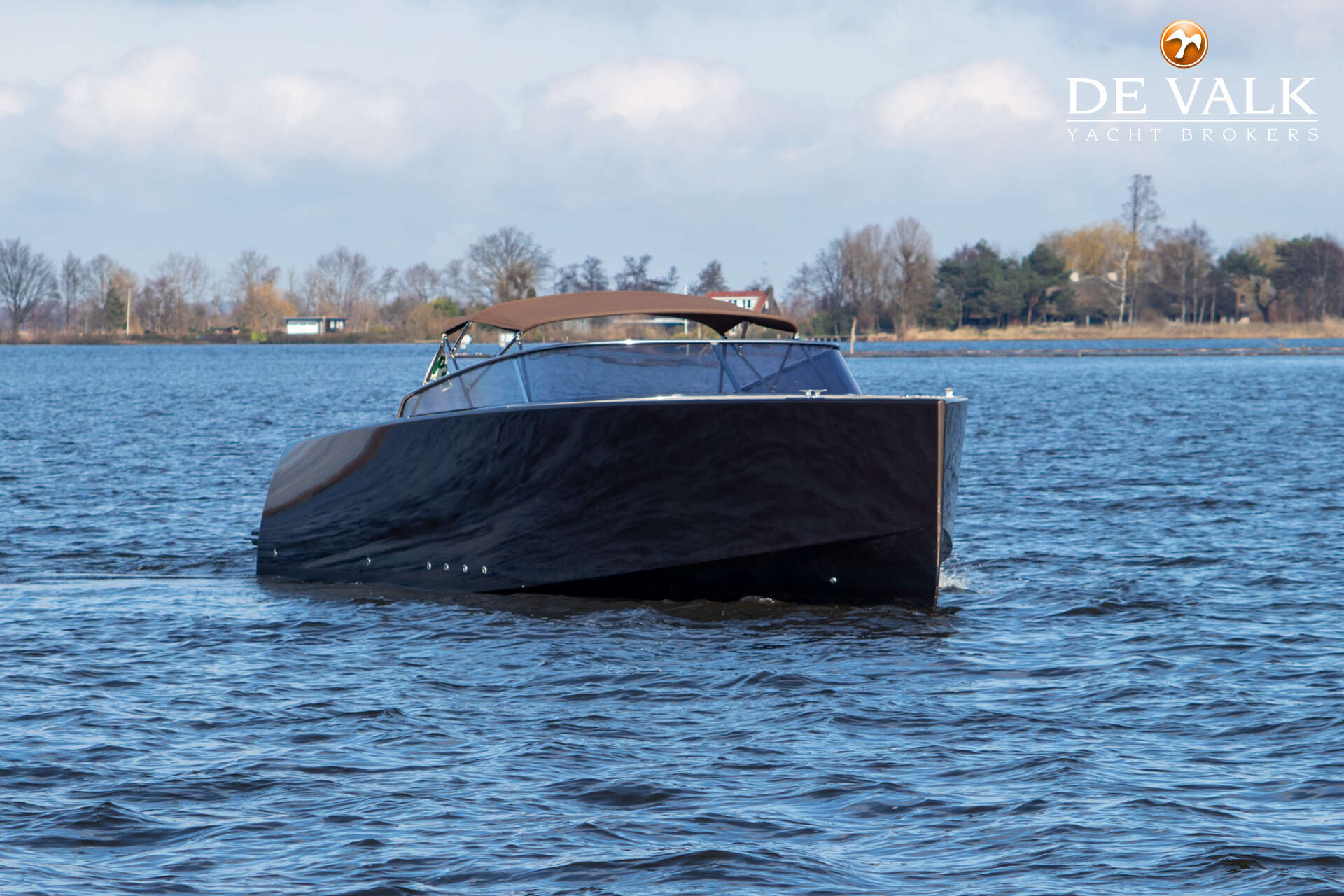 VanDutch 40 2009 – minimalistisch design met cruisepotentie - Foto 10