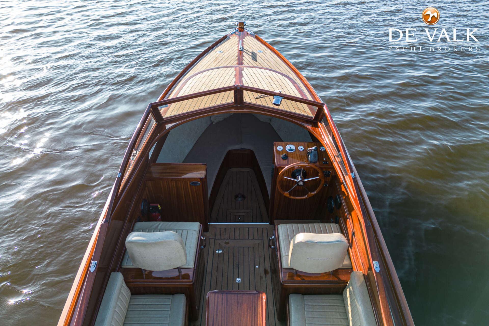 Brandaris Barkas 900 Suite 2009 – Elegant motorjacht met stijl - Foto 7