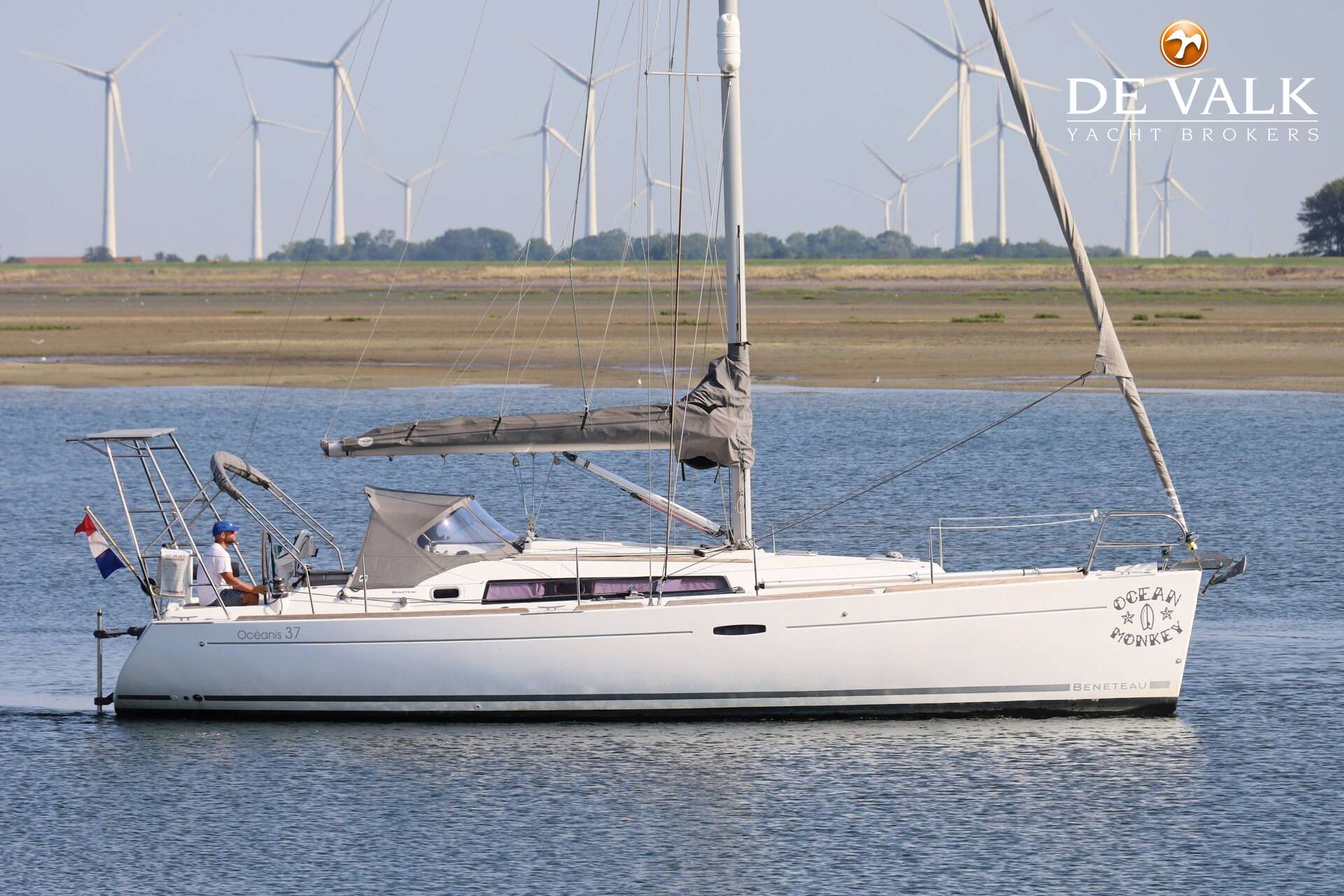 Beneteau Oceanis 37 - Foto 1