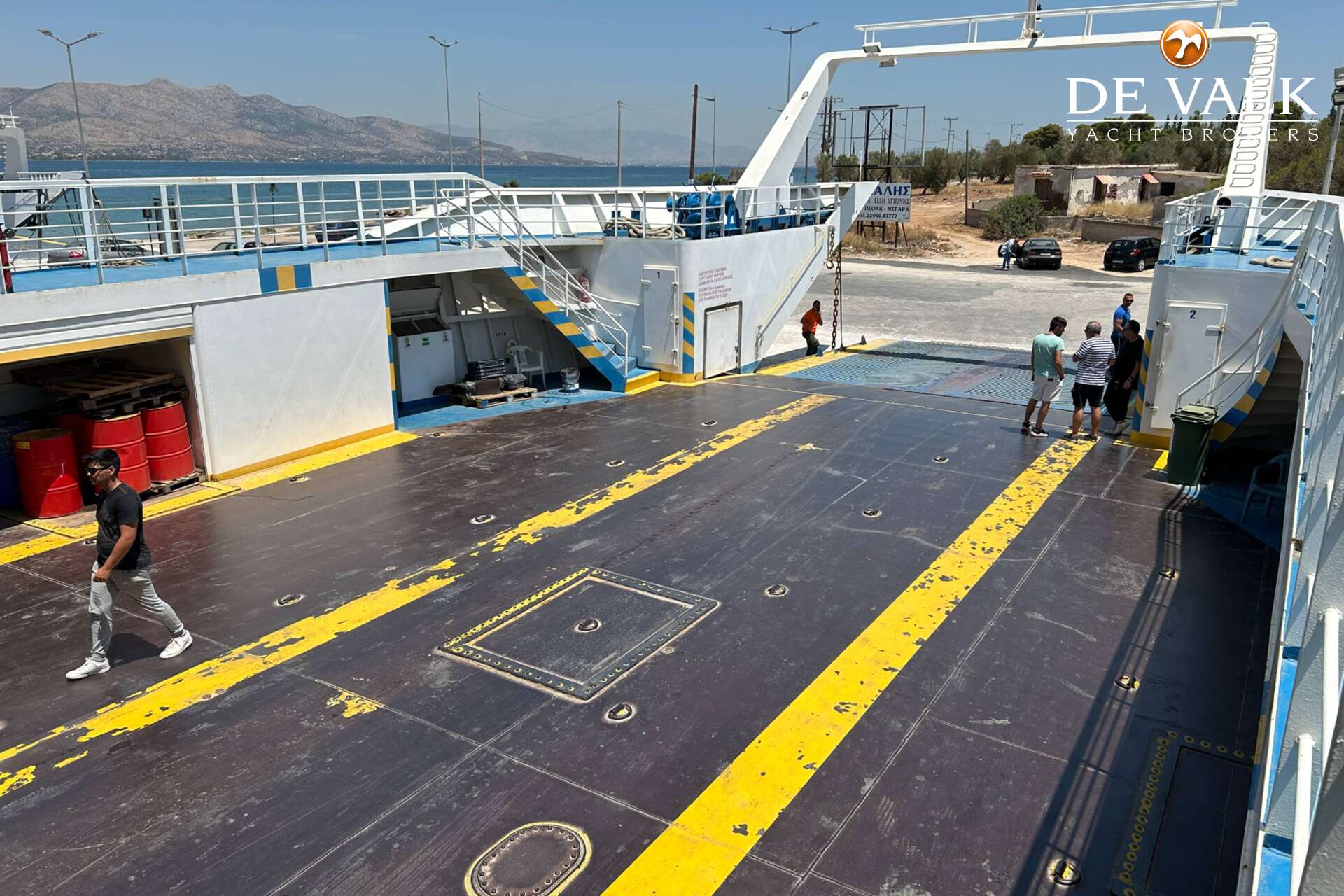 RO/PAX DOUBLE ENDED FERRY 72 M - Foto 7