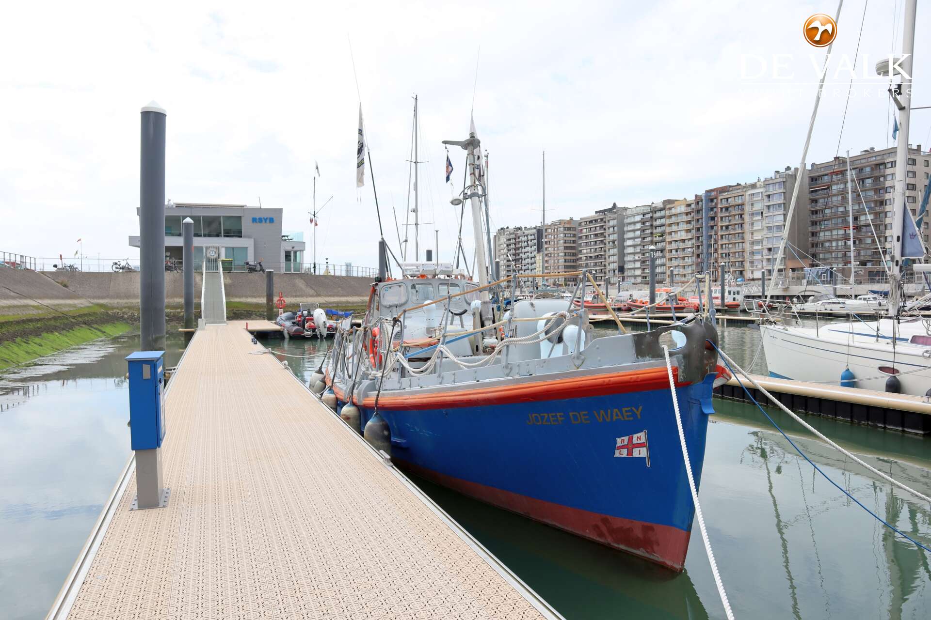 Waarschip 1076 Custom - Foto 4