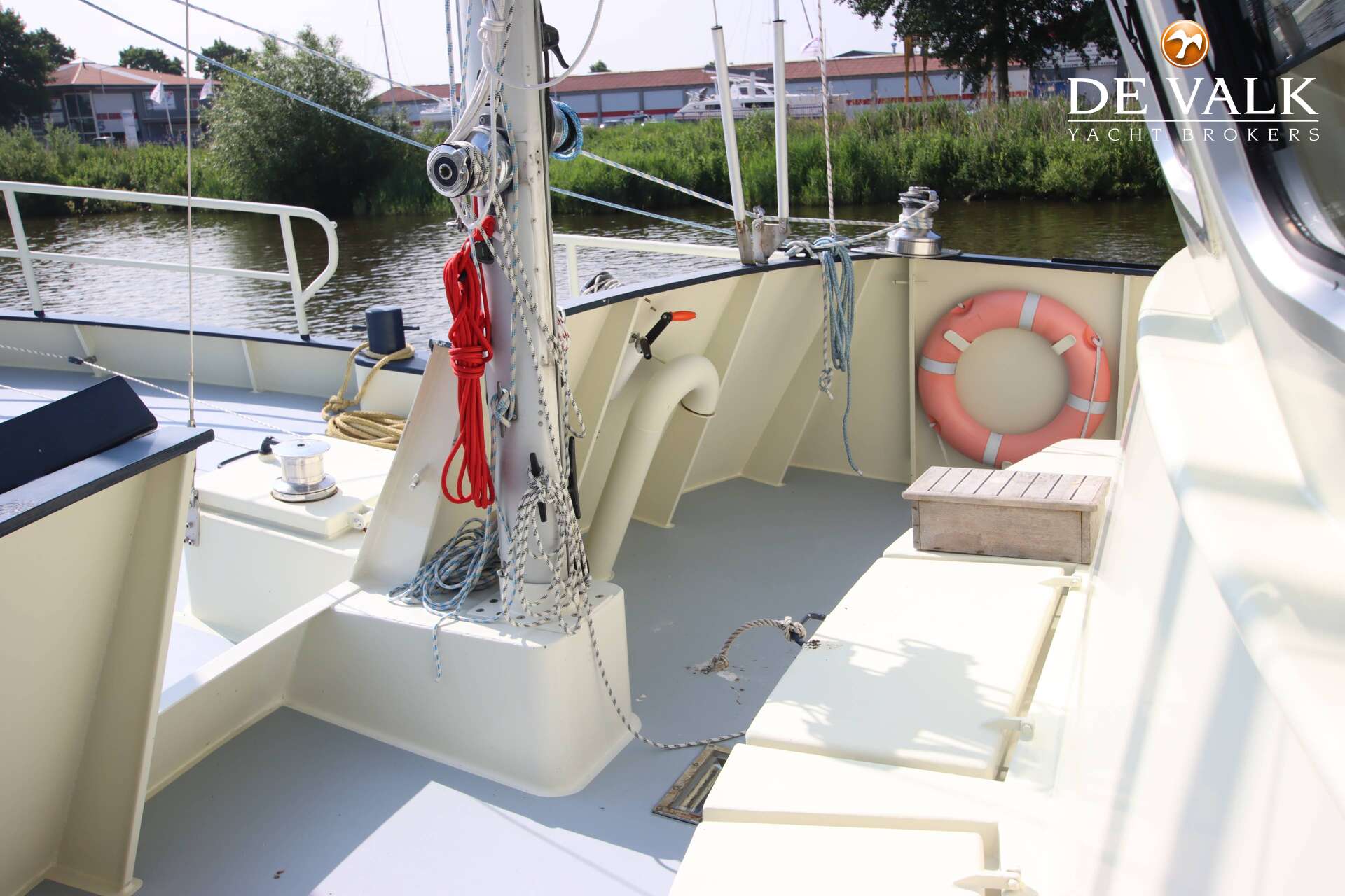 Custom Explorer Trawler 2000 – stalen oceanvaarder 18,45m - Foto 12