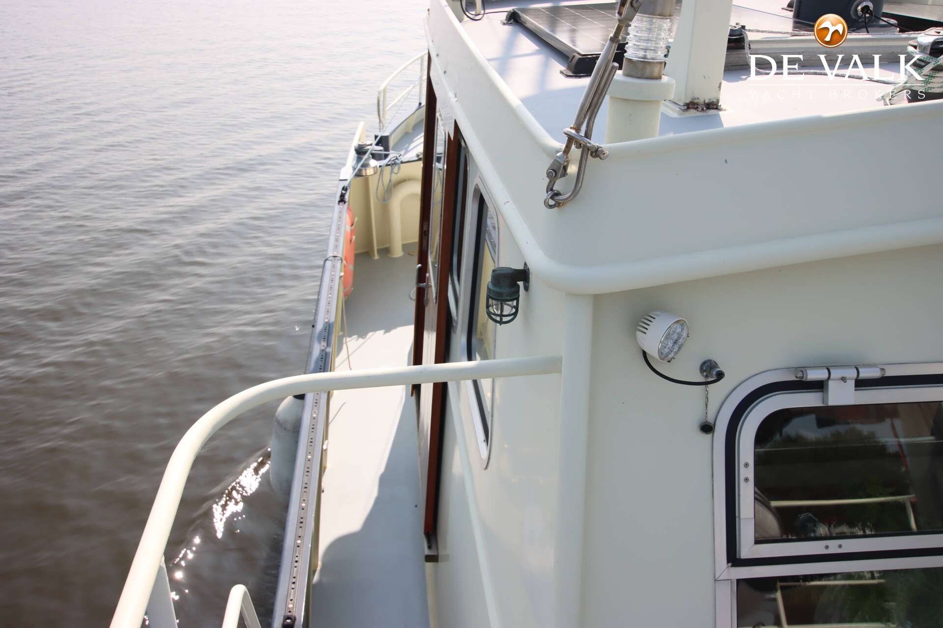 Custom Explorer Trawler 2000 – stalen oceanvaarder 18,45m - Foto 14