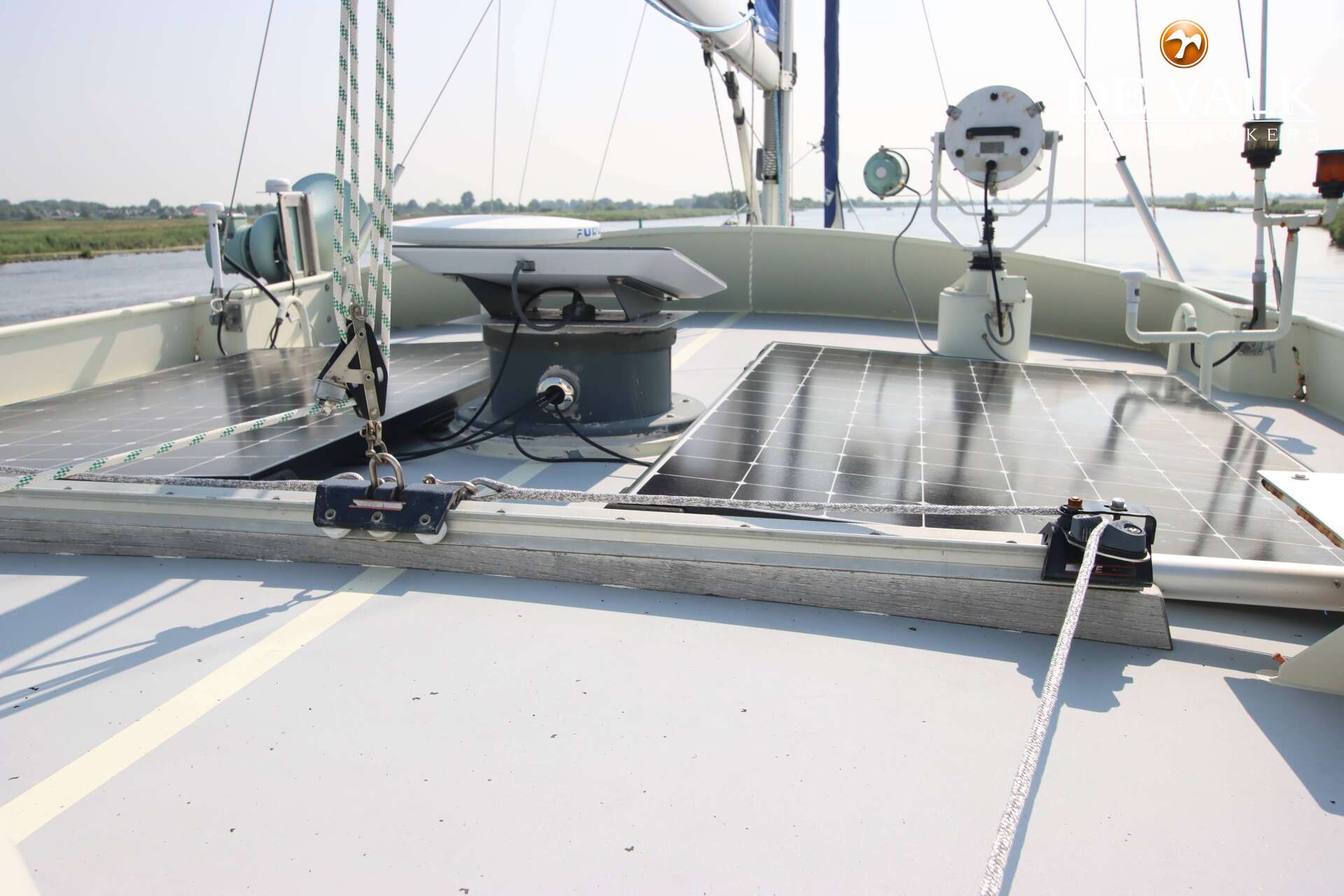 Custom Explorer Trawler 2000 – stalen oceanvaarder 18,45m - Foto 17
