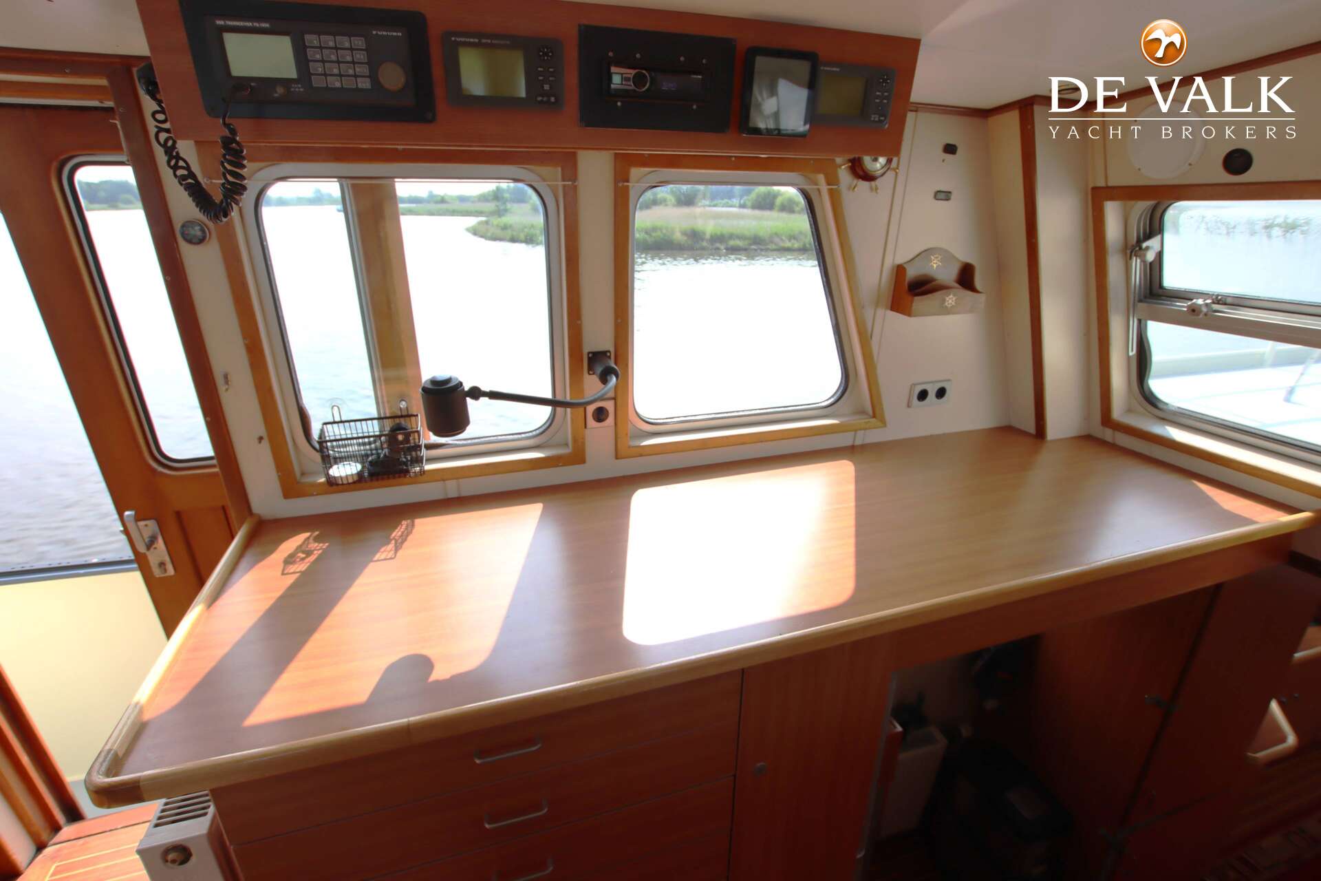 Custom Explorer Trawler 2000 – stalen oceanvaarder 18,45m - Foto 26