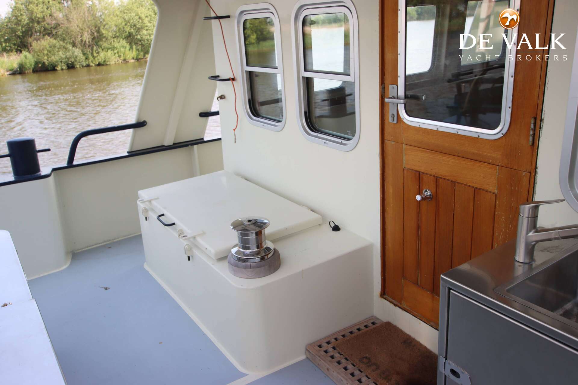 Custom Explorer Trawler 2000 – stalen oceanvaarder 18,45m - Foto 9