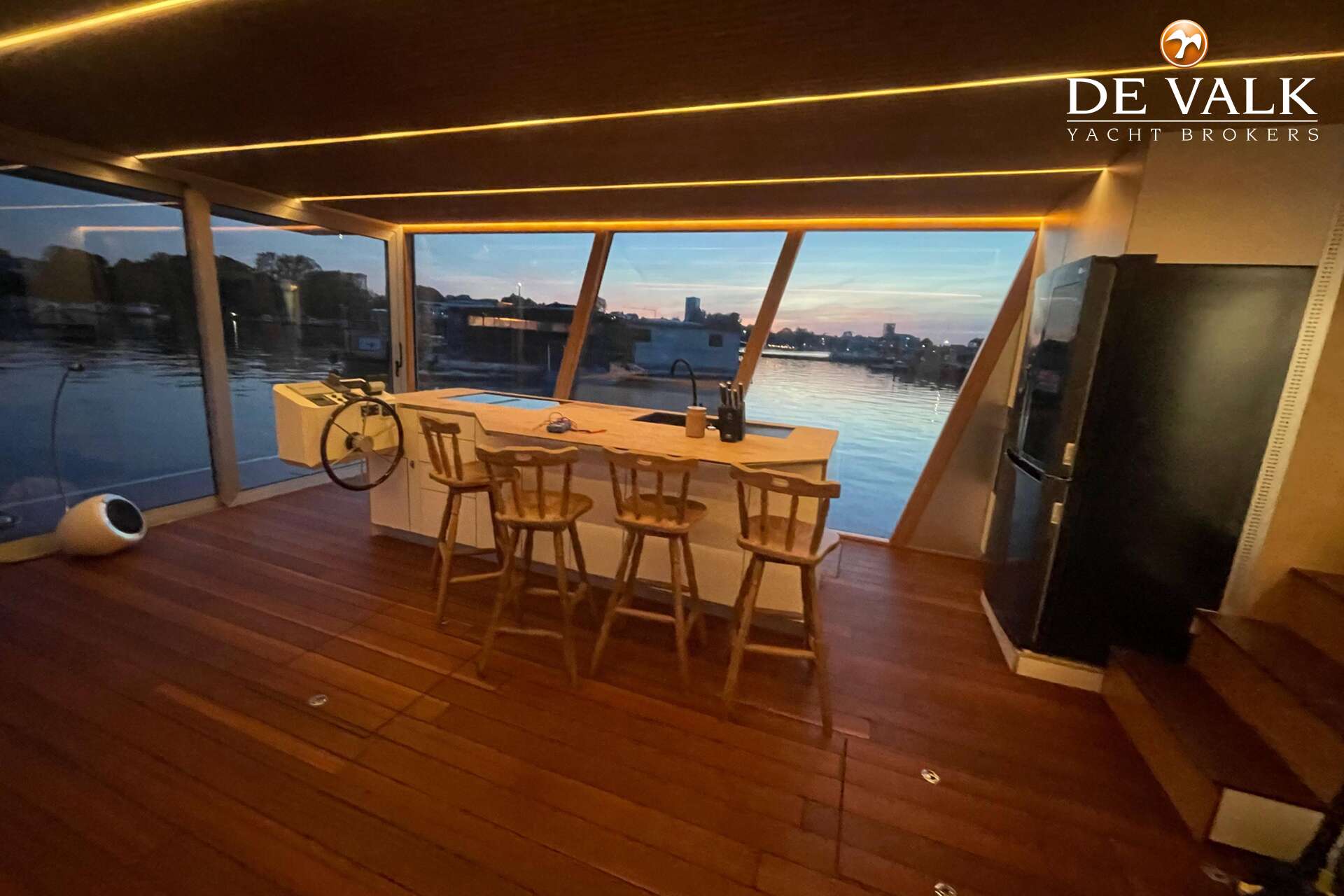 Custom Built Houseboat luxe motorjacht - Foto 22