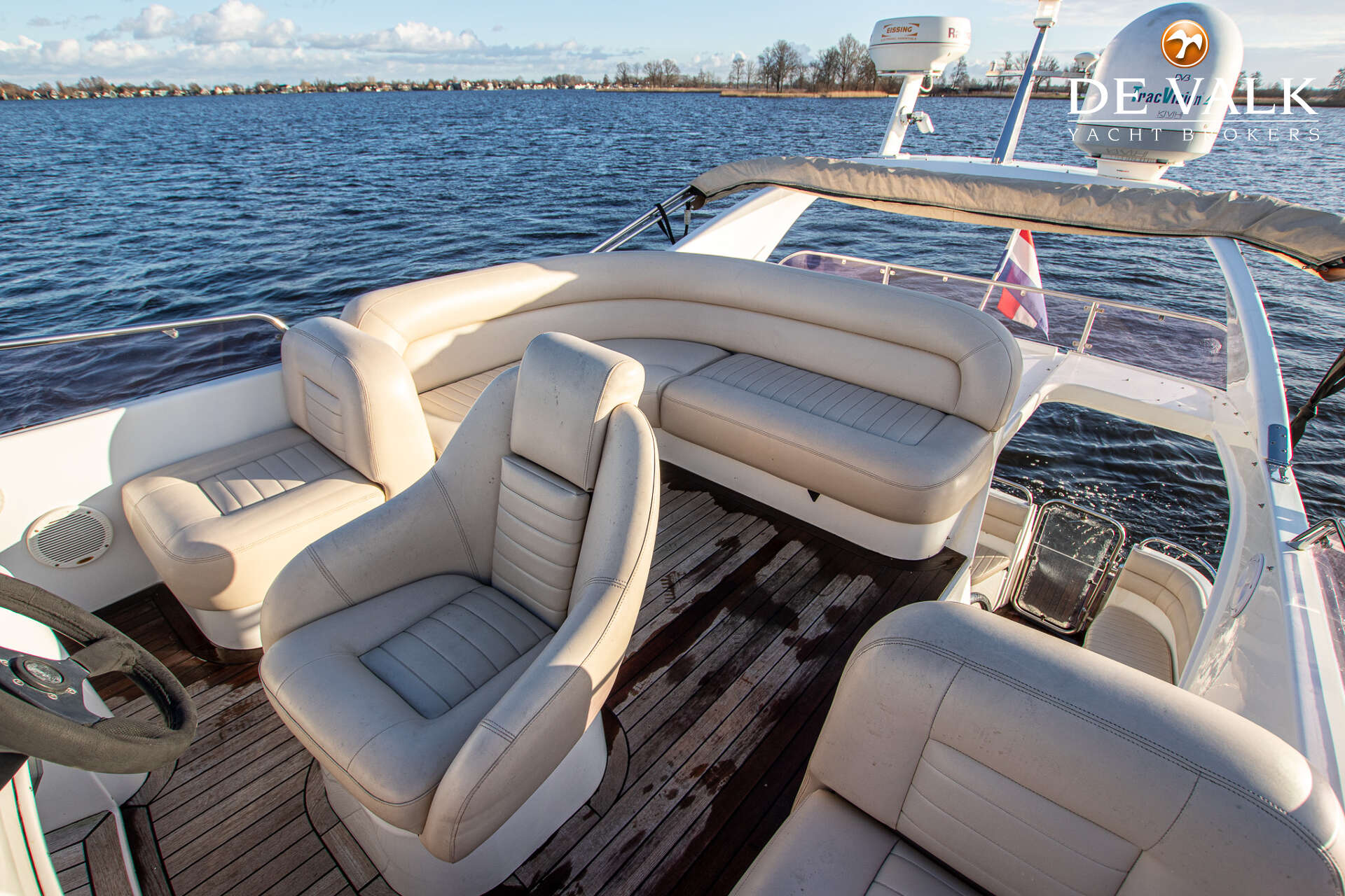 Galeon 380 Fly 2005 – Poolse flybridge met lage motoruren - Foto 17