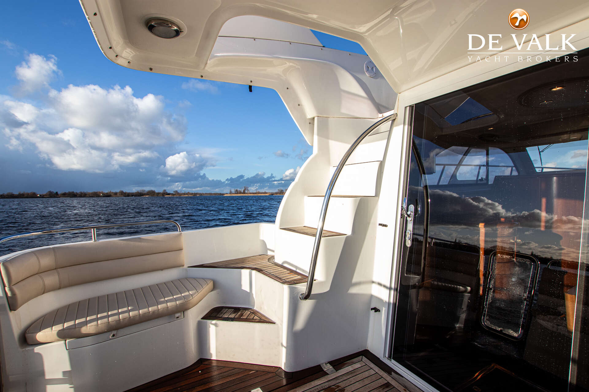Galeon 380 Fly 2005 – Poolse flybridge met lage motoruren - Foto 18
