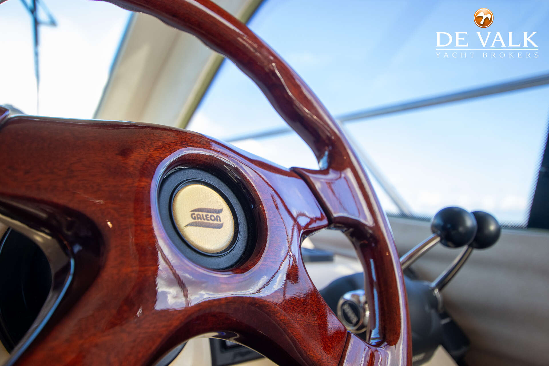 Galeon 380 Fly 2005 – Poolse flybridge met lage motoruren - Foto 25