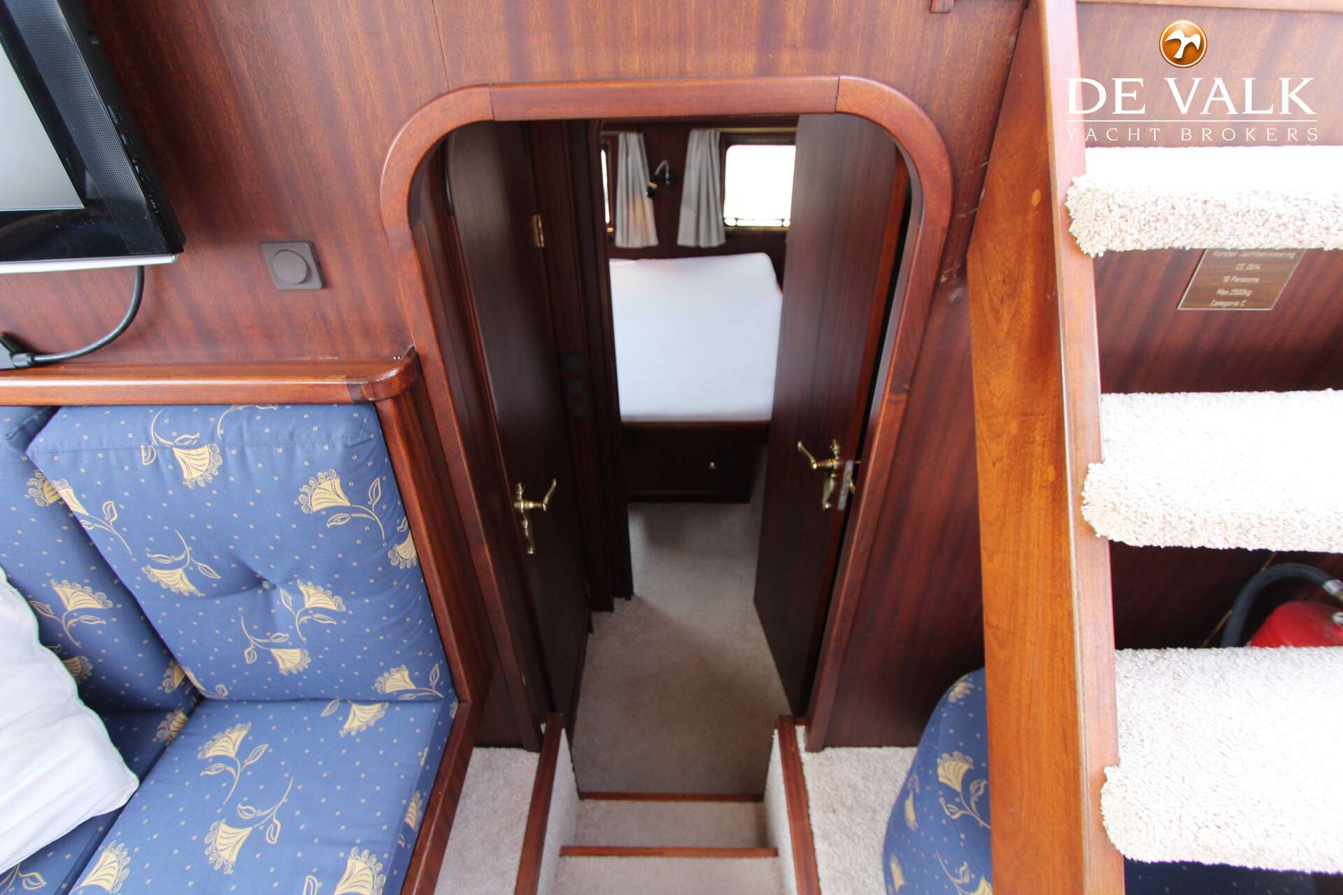 Valkkruiser 1350 (1999) – stalen kruiser met 8 kooien - Foto 27