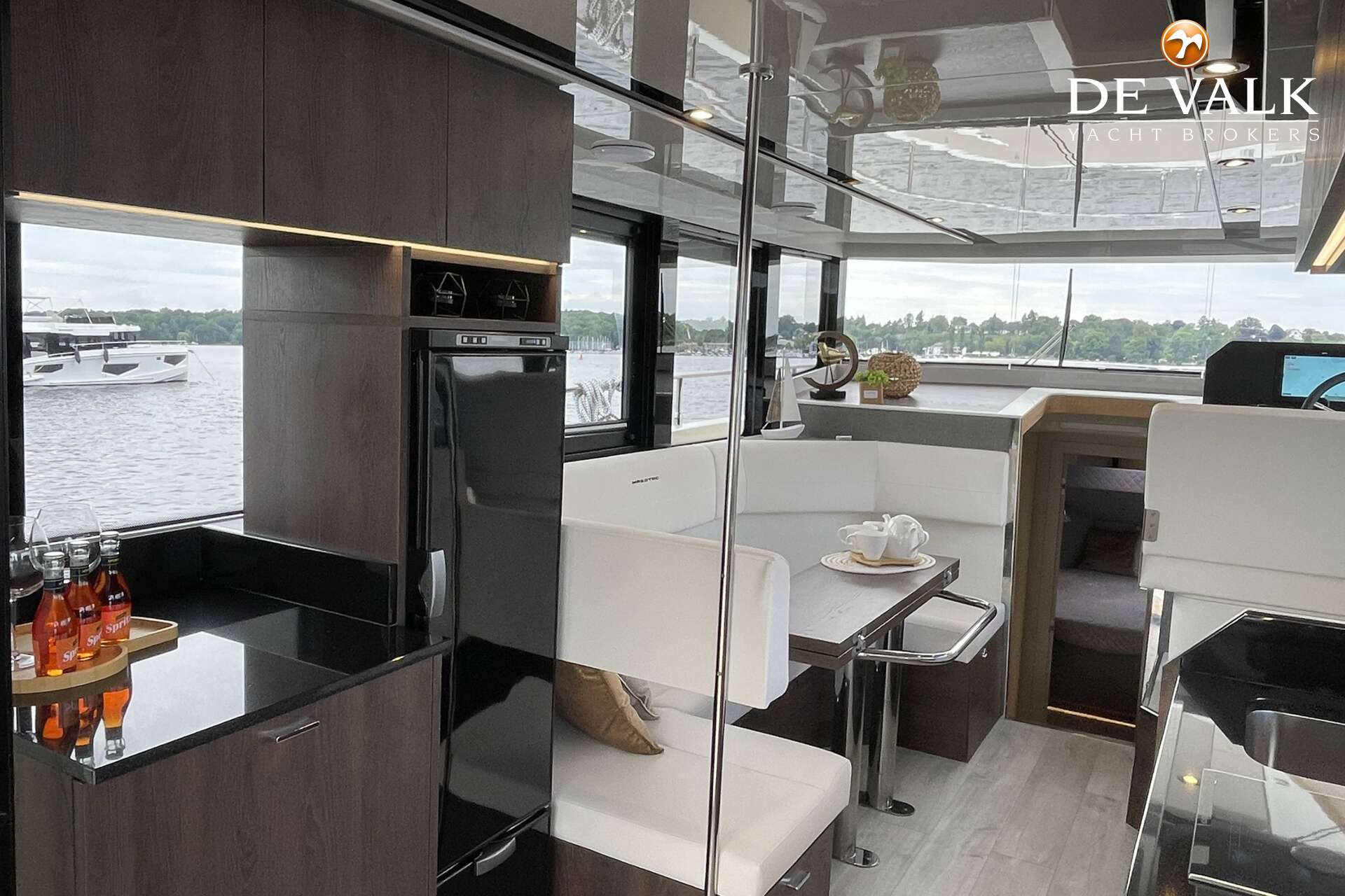 Cobra Yachts Maestro 42 - Foto 20