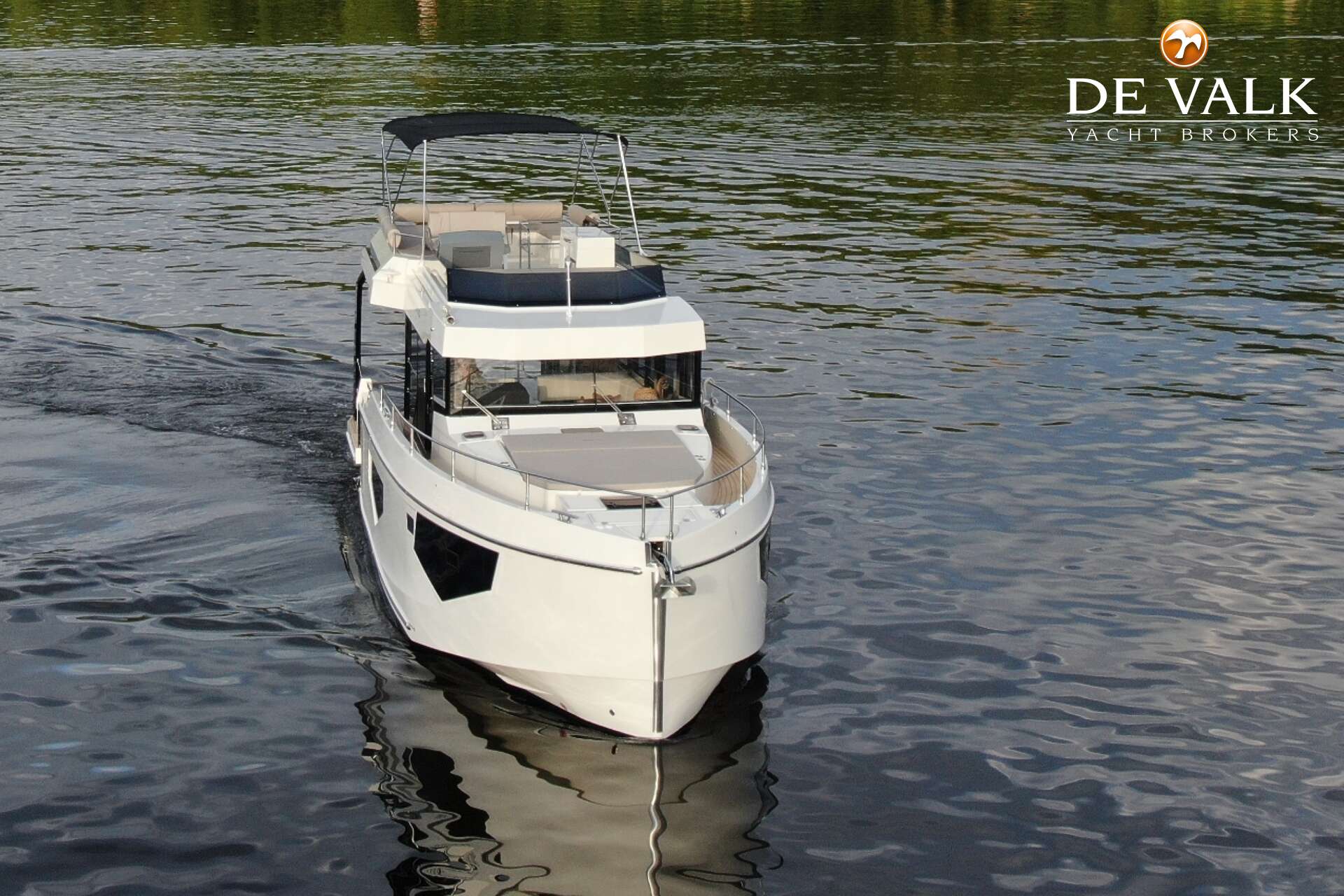 Cobra Yachts Maestro 42 - Foto 7