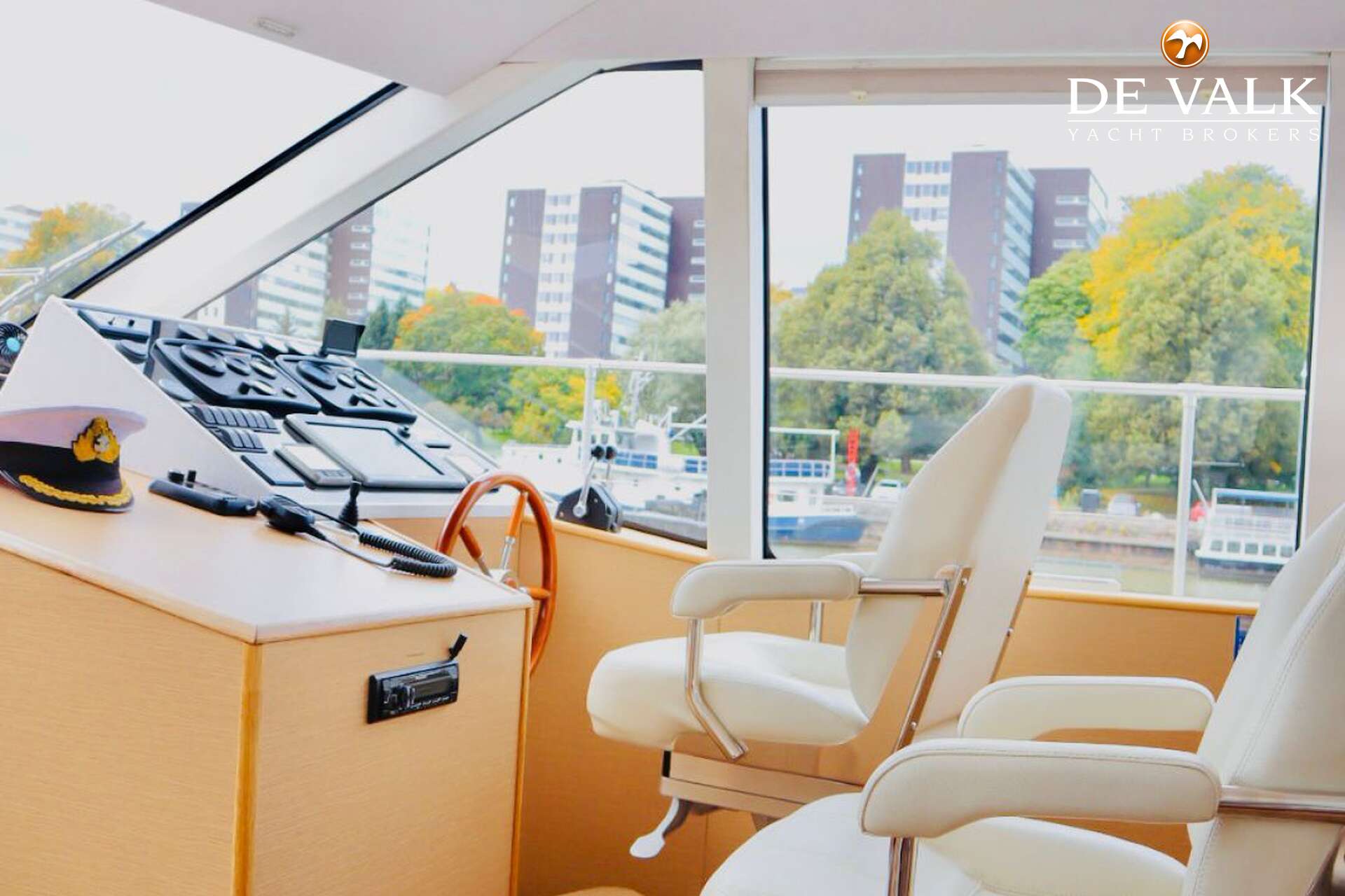 One-Off Motor Yacht - Foto 9