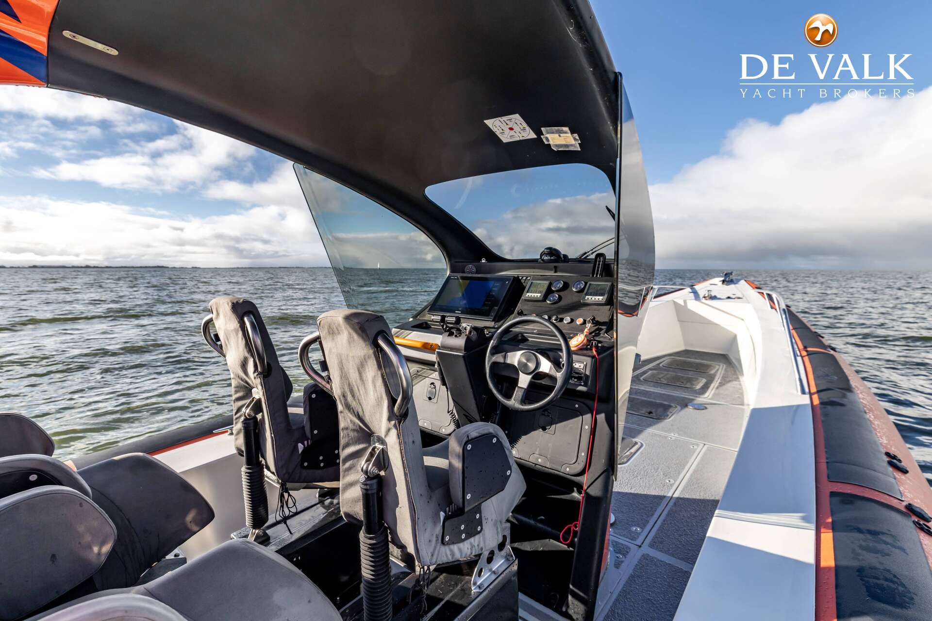 FB Design Buzzi 39 RIB SF 2009 – Offshore RIB met 80 knopen - Foto 5