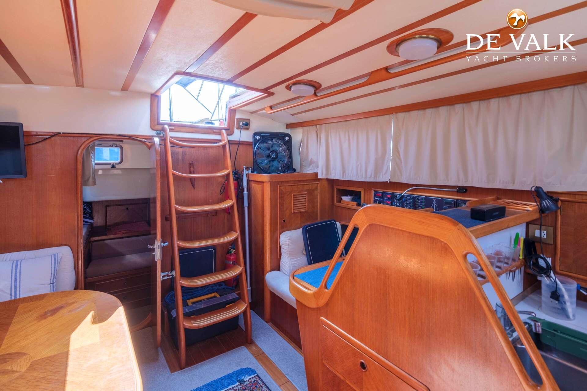 Belliure 41 1990 – Ruime Mediterrane Cruiser - Foto 22